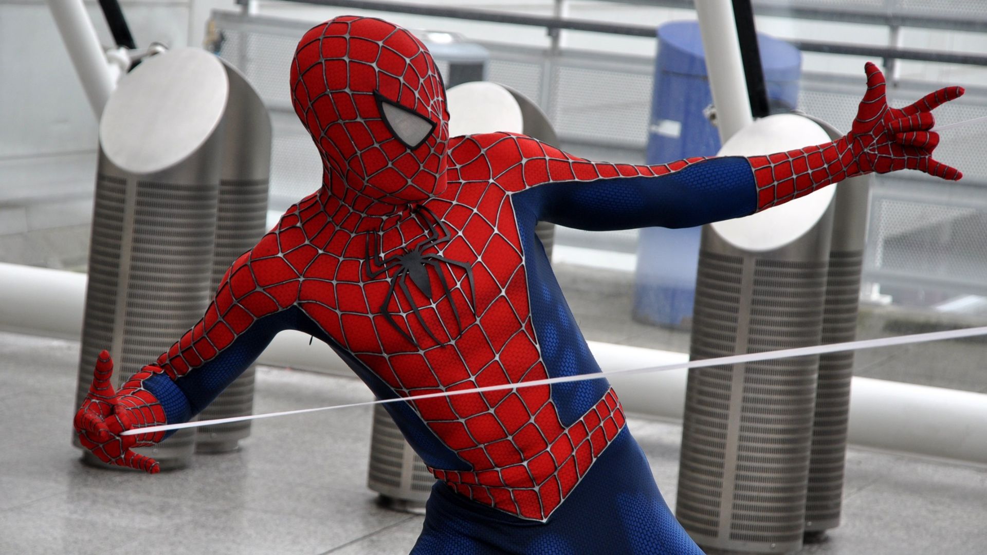 File:MCM 2013 - Spider-Man vs Doctor Octopus (8979319692).jpg