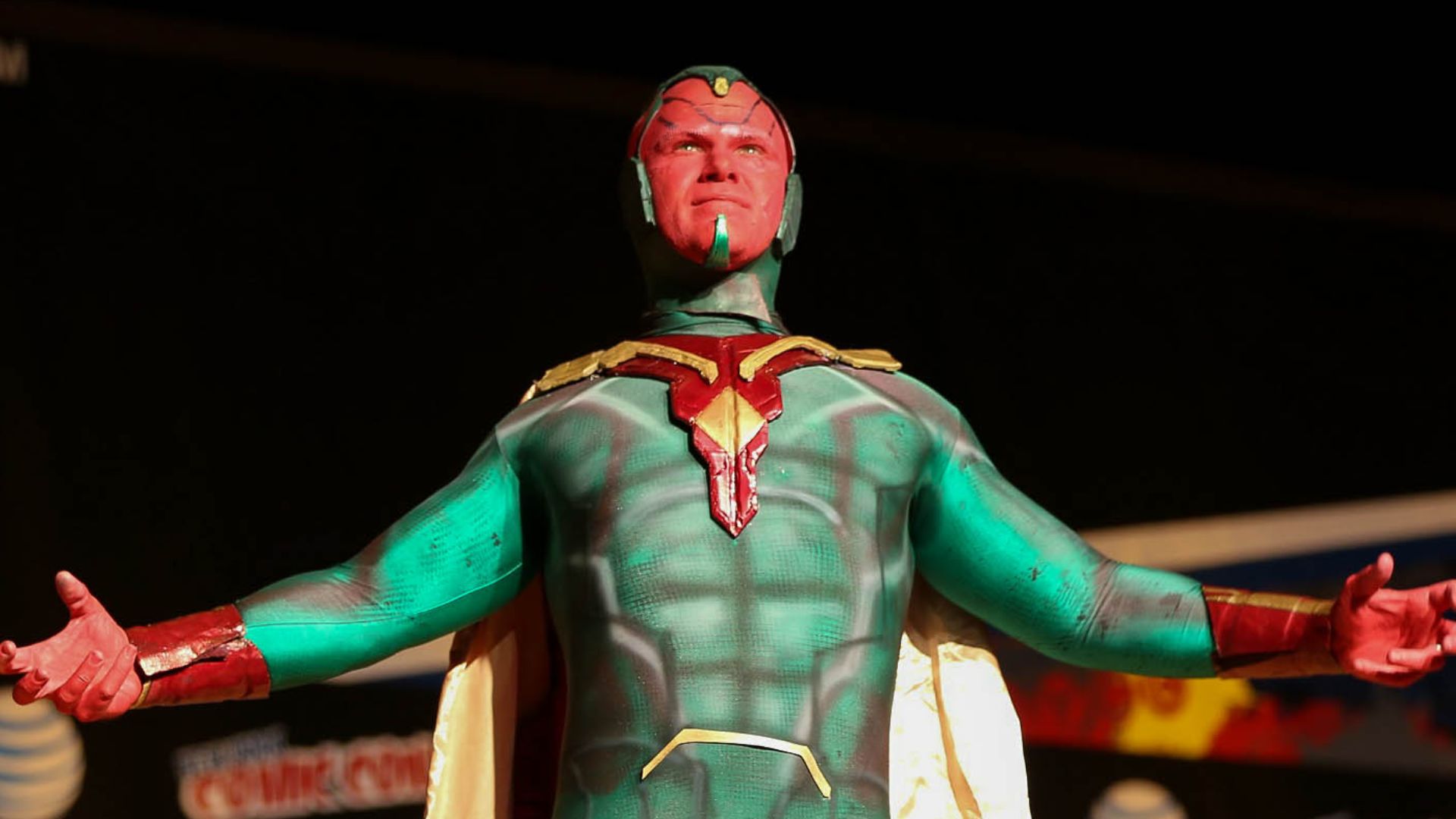 File:New York Comic Con 2015 - The Vision (21916157810).jpg