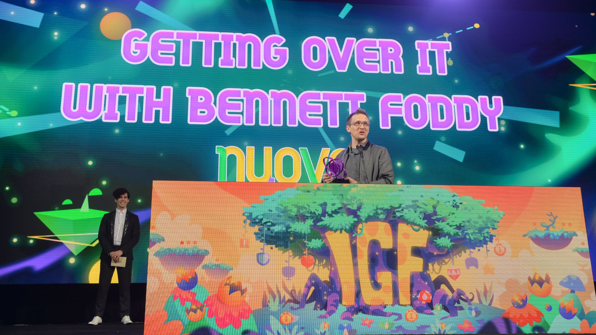 File:Bennett Foddy receiving 2018 GDC IGF Nuovo Award (40064000785).jpg