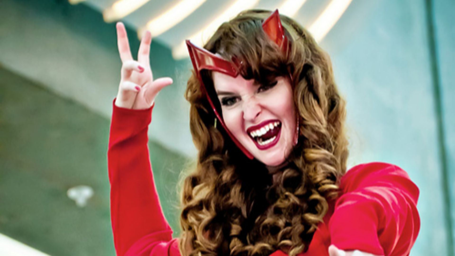 File:Big Wow 2013 - Scarlet Witch (8845252867).jpg