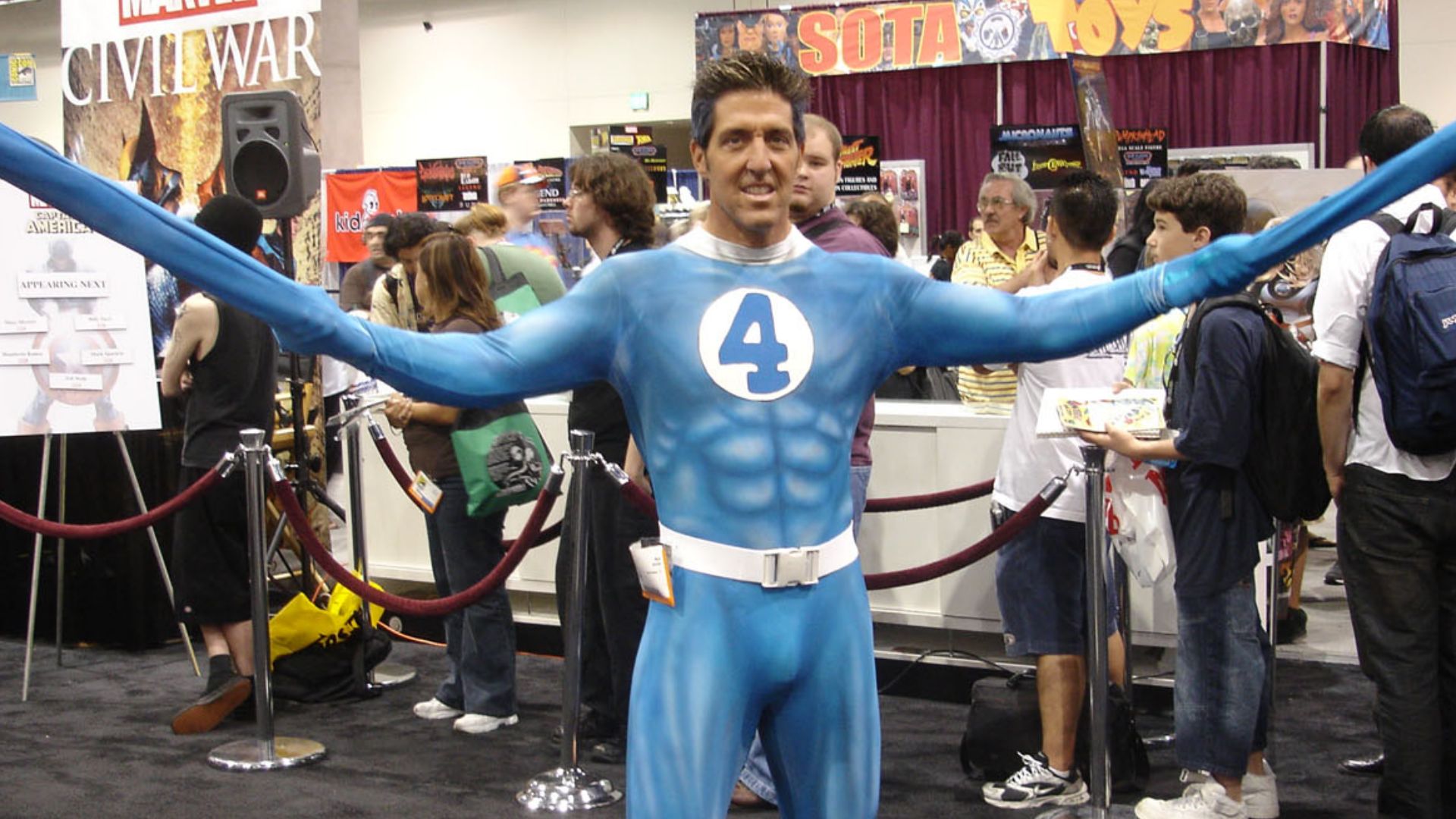 File:Comic-Con 2006 - Mr Fantastic (4798665714).jpg