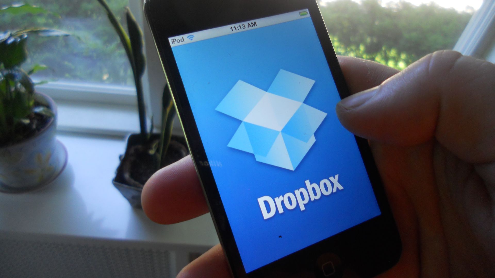 File:Dropbox app (8689427731).jpg