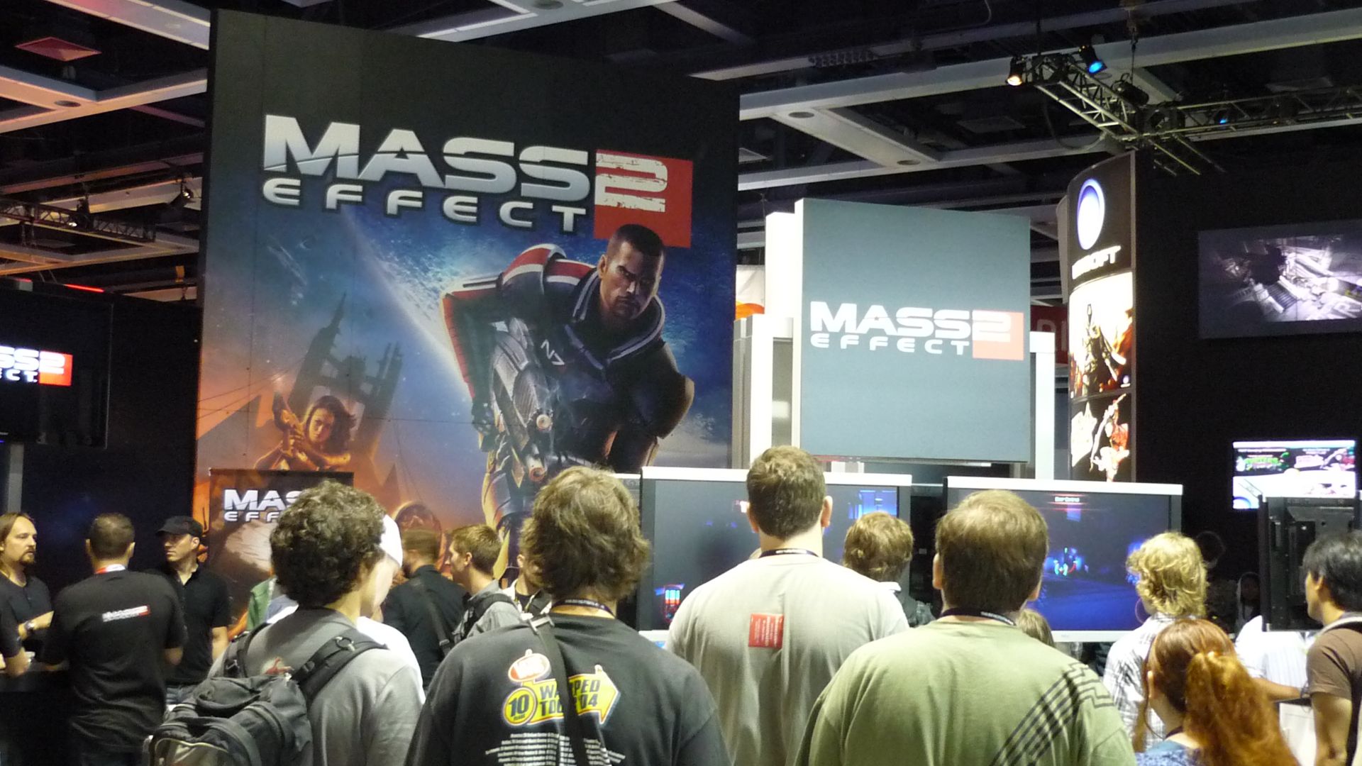 File:PAX 2009 - Mass Effect 2 booth (3899545854).jpg