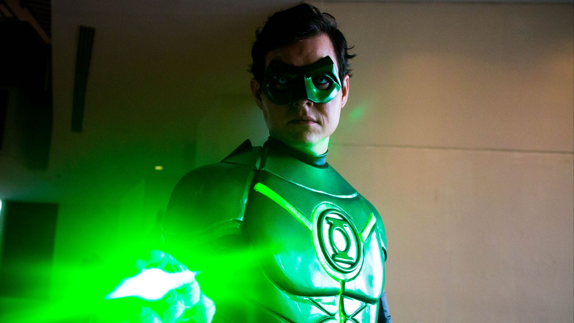 File:Dragon Con 2013 - Injustice Green Lantern (9694254229).jpg