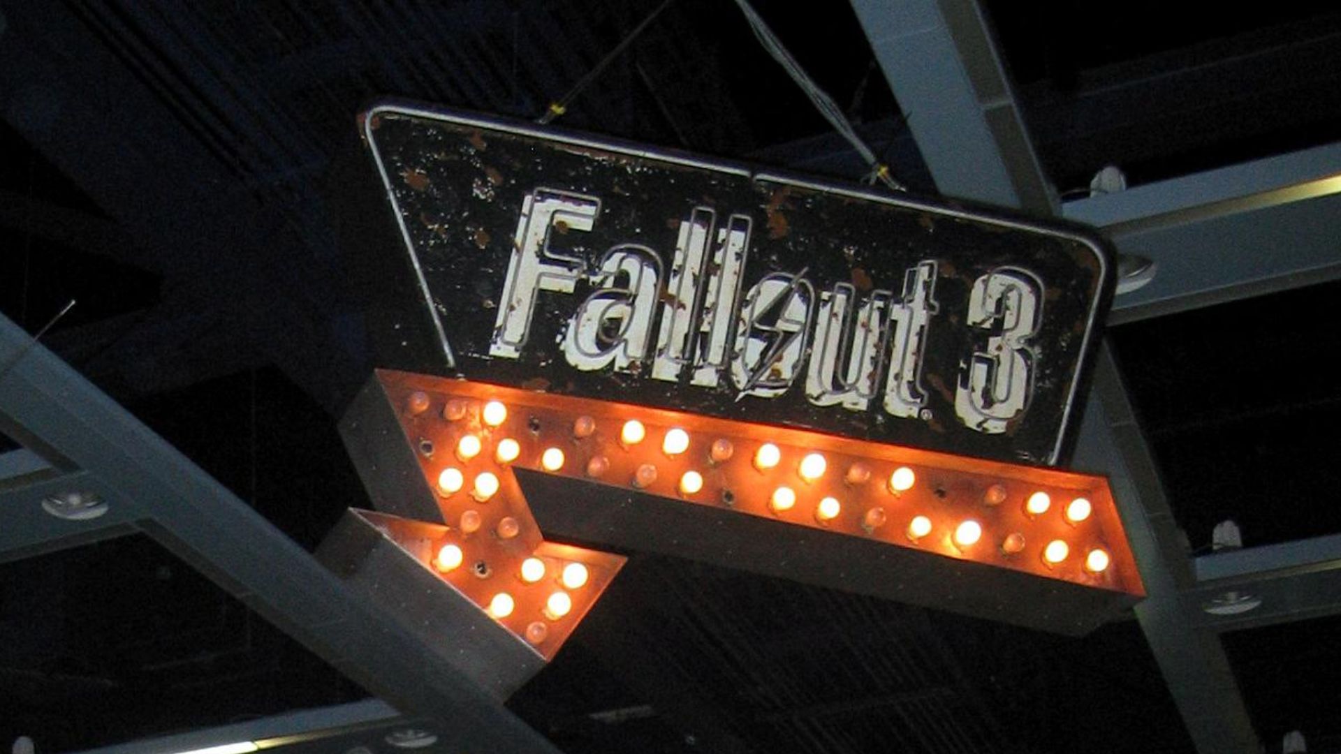 File:Fallout 3 PAX 08 (2837170003).jpg