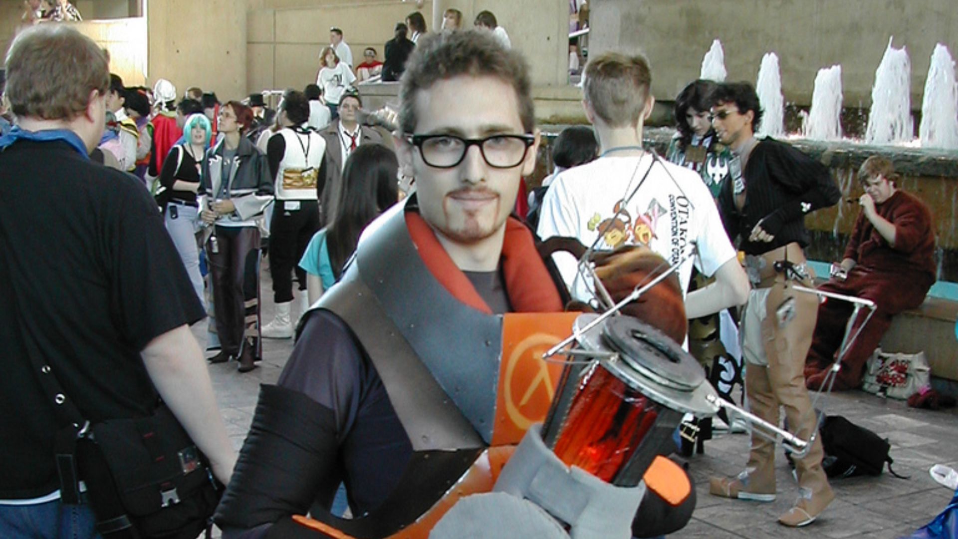 File:Gordon Freeman Cosplay.jpg