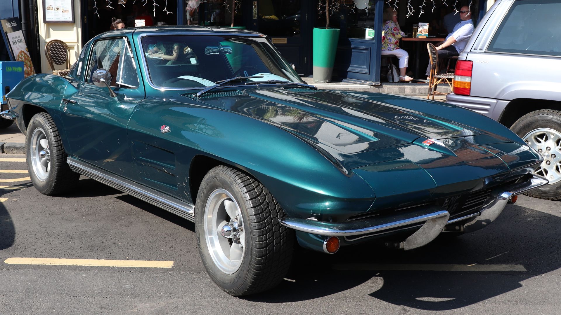 File:1964 Chevrolet Corvette Sting Ray Coupe.jpg
