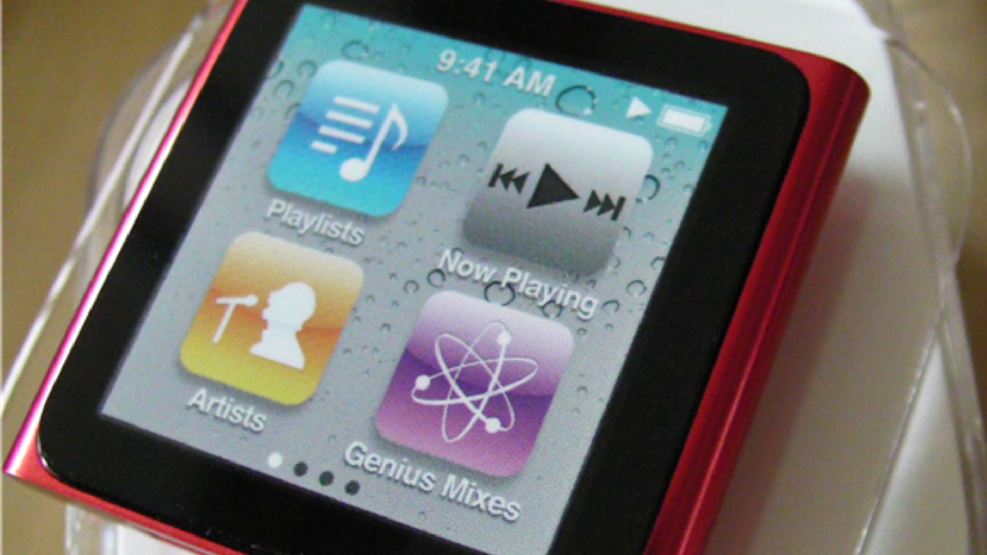 File:IPod namo 6th product red.png