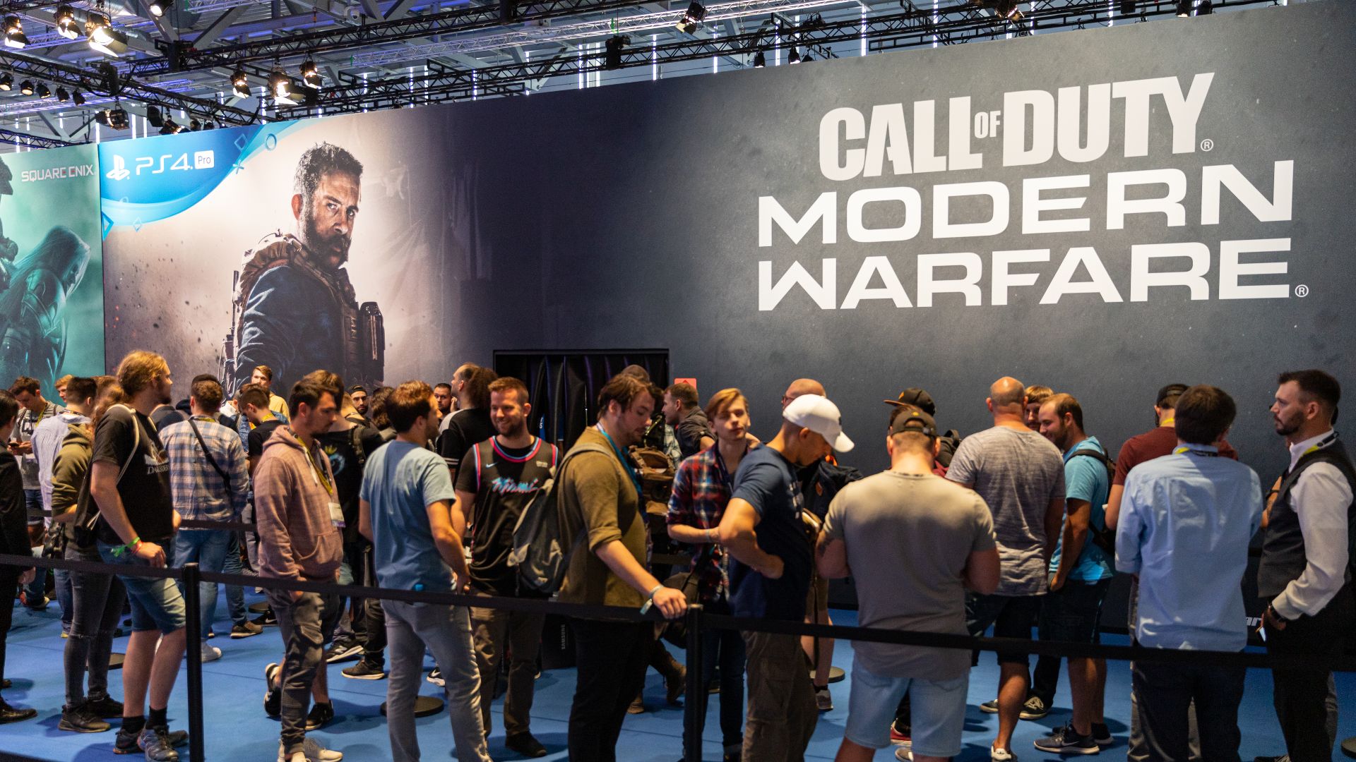 File:Call of Duty Modern Warfare Gamescom 2019 (48605842367).jpg