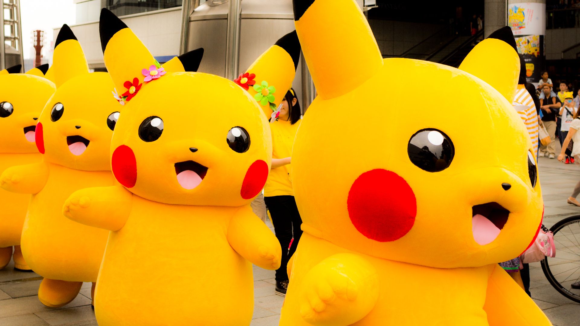 File:Pikachu Parade (14905092432).jpg