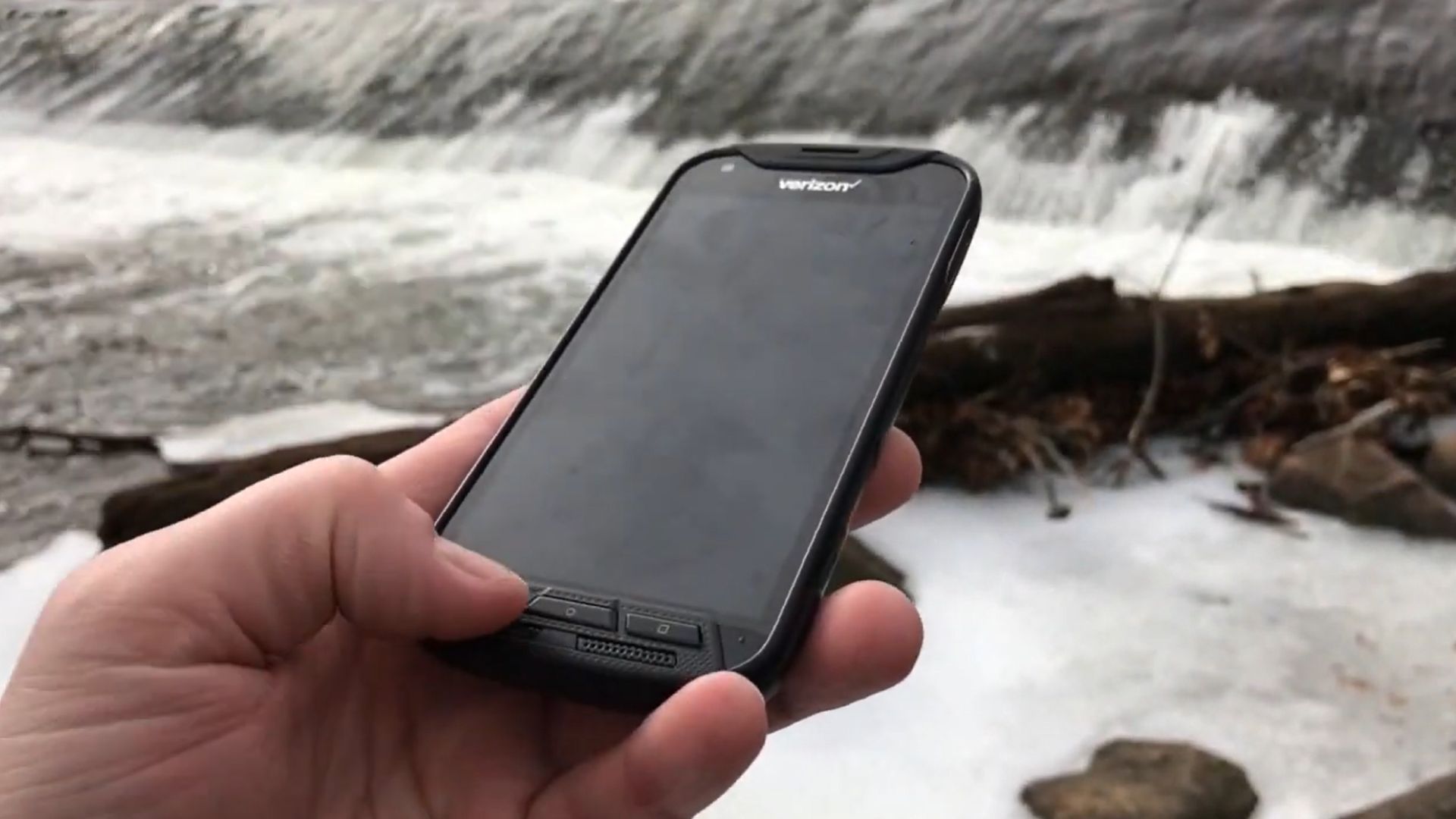 10 Forgotten Cell Phone Manufacturers & 10 That Rule The Industry