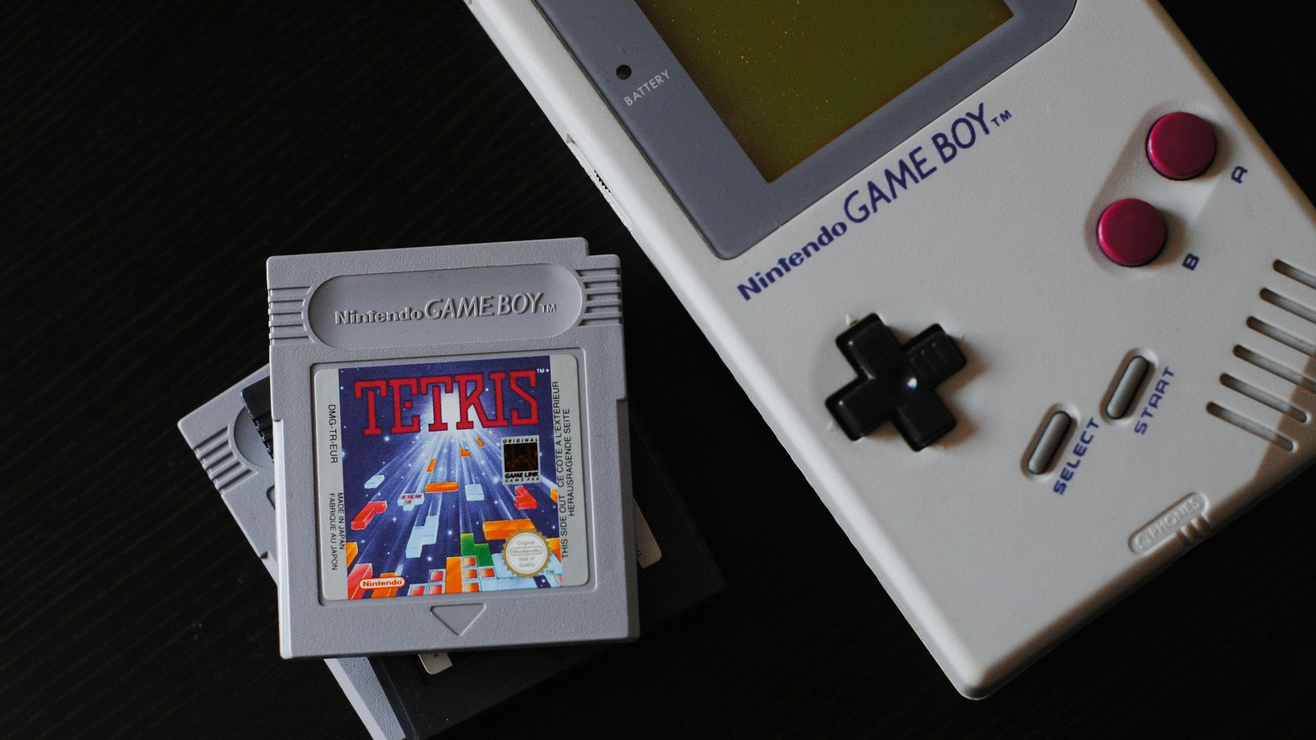white Nintendo Game Boy