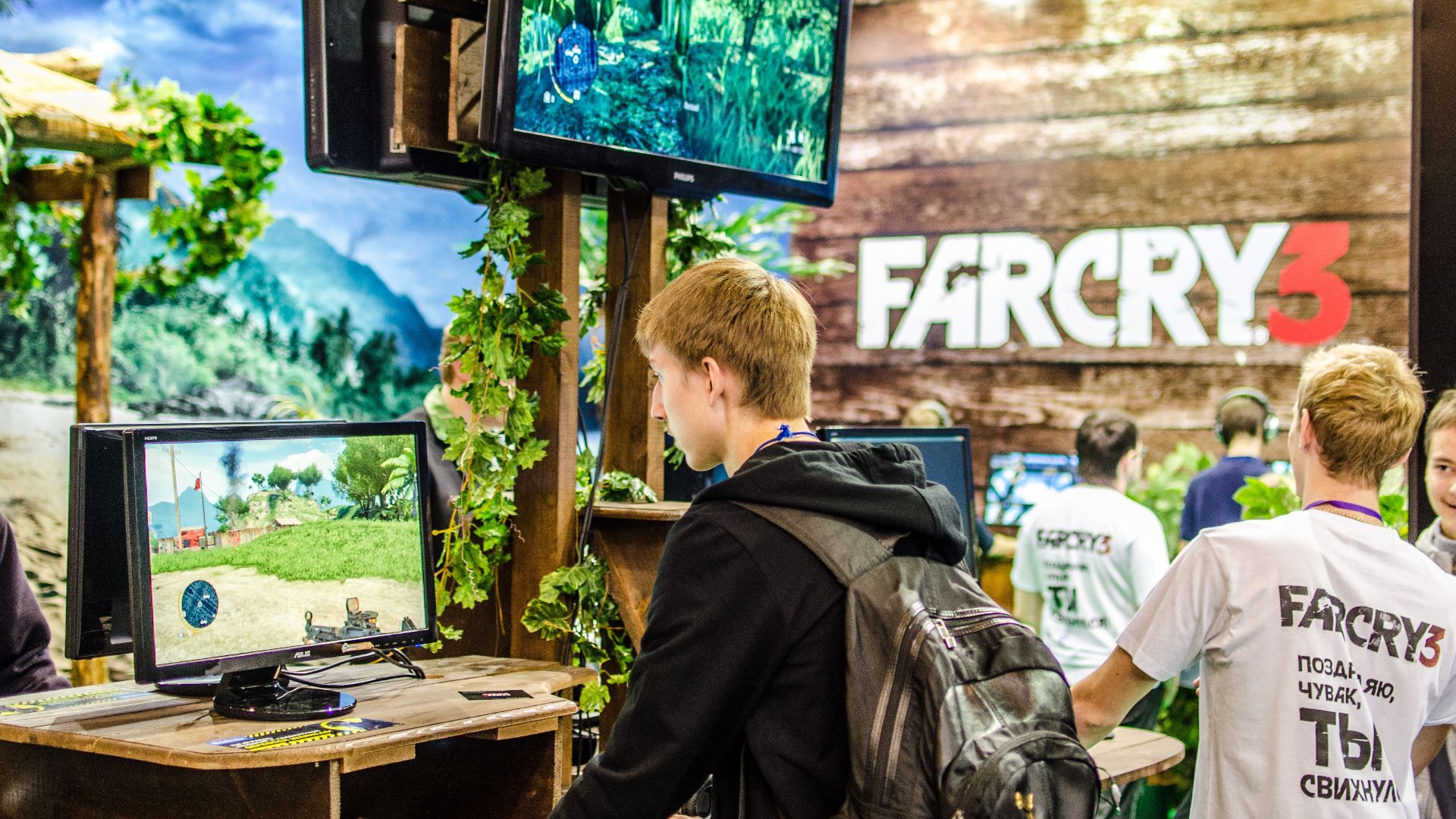 File:Far Cry 3 at Igromir 2012.jpg