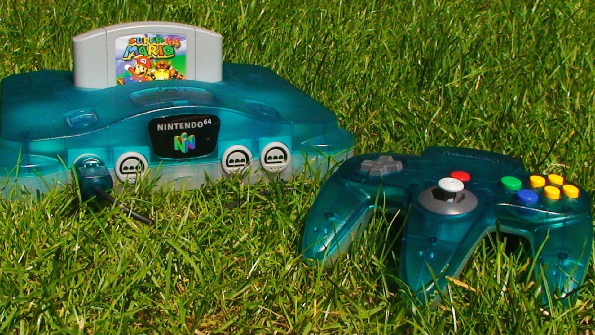 File:N64 Clear Blue with Super Mario 64 20100603.jpg