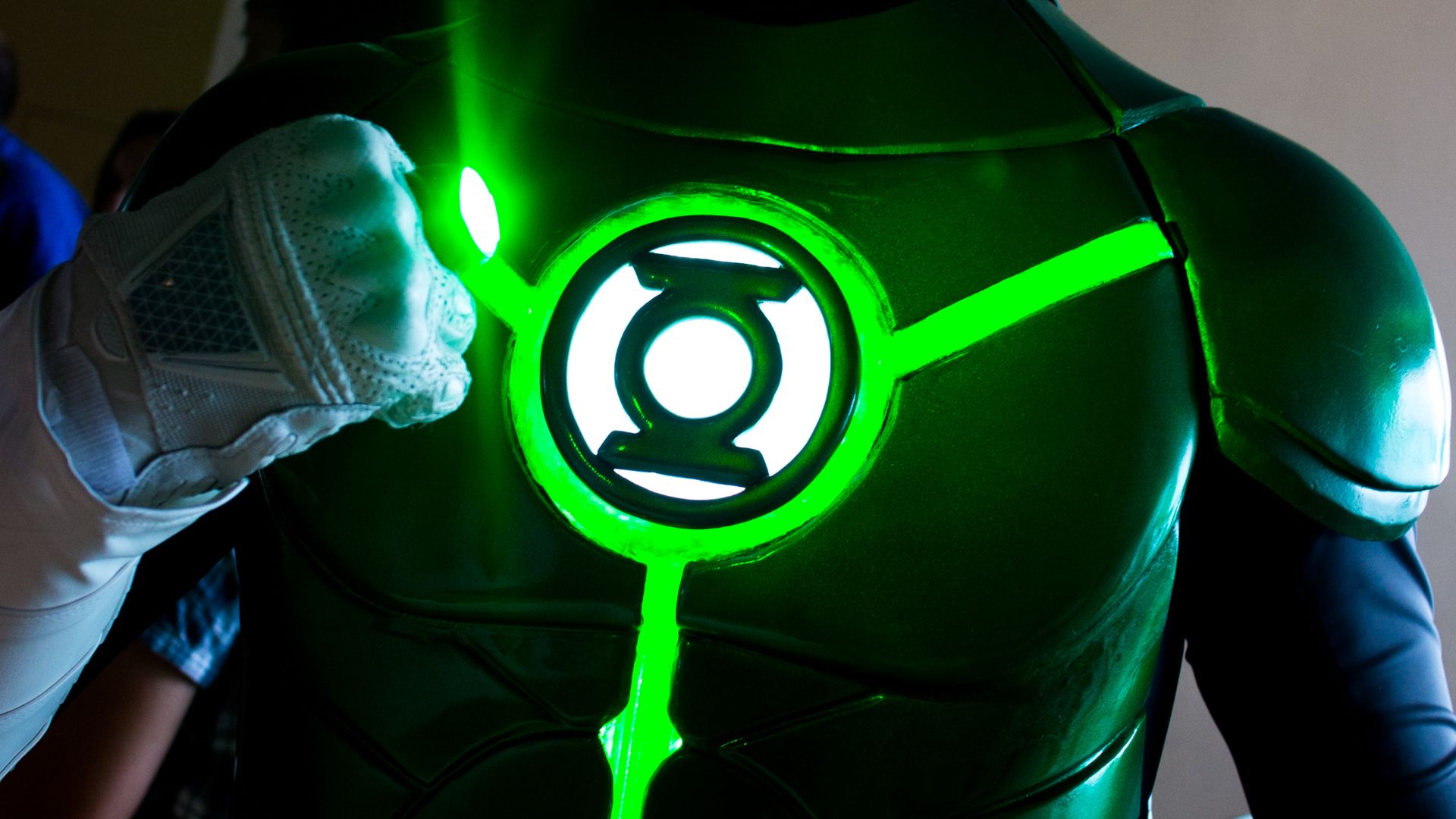 File:Dragon Con 2013 - Injustice Green Lantern (9694255437).jpg