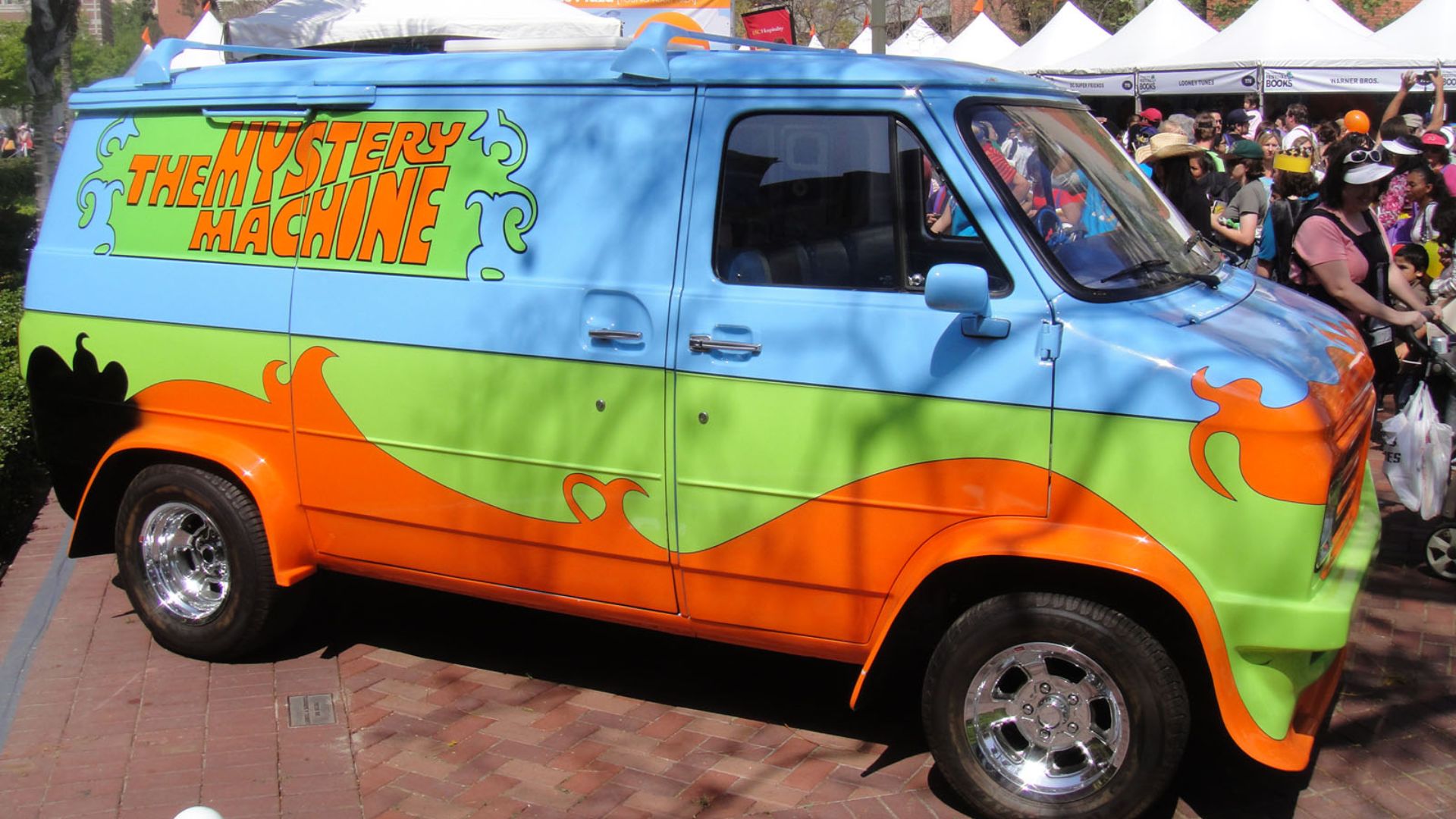 File:LA Times Festival of Books 2012 - Scooby-Doo's Mystery Machine (7104959695).jpg