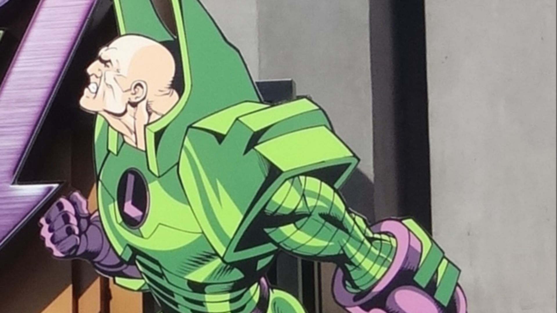 File:Lex Luthor, Drop of Doom - Six Flags Magic Mountain (cropped).JPG