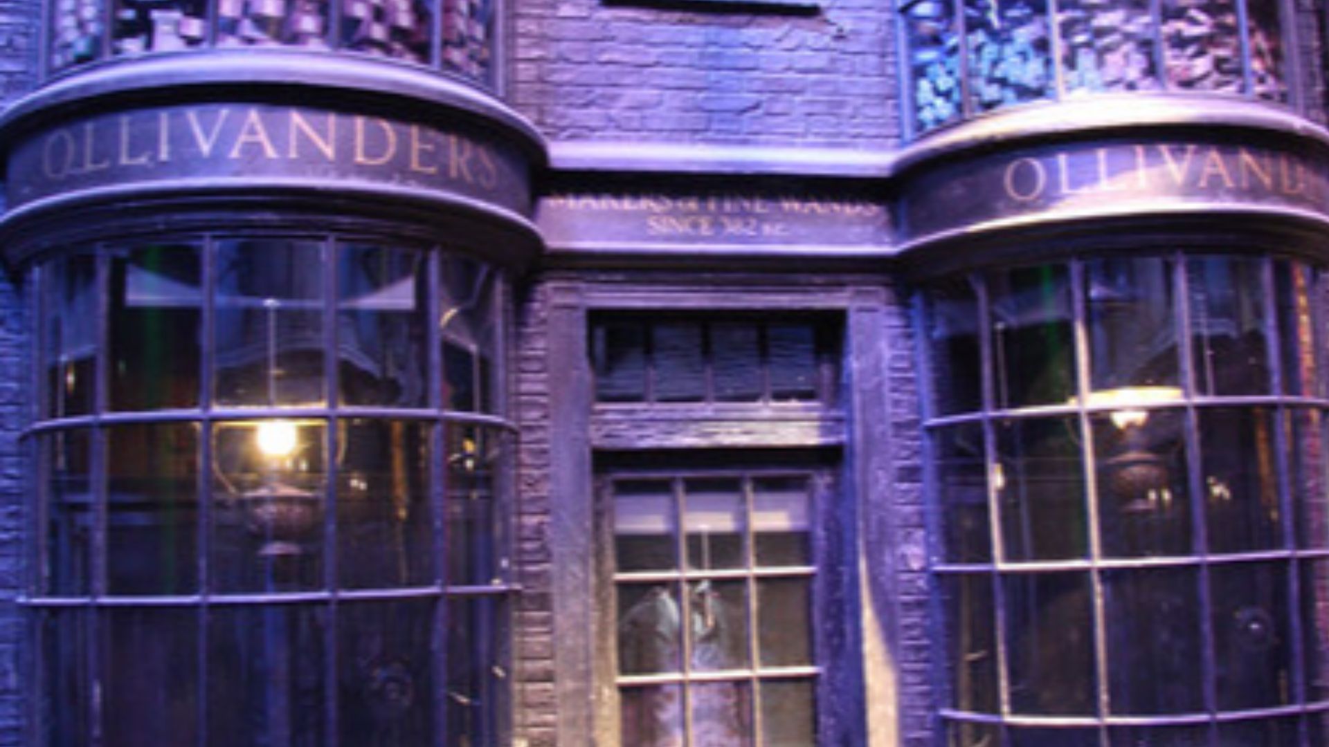 File:Ollivanders-geograph.org.uk-3264309.jpg
