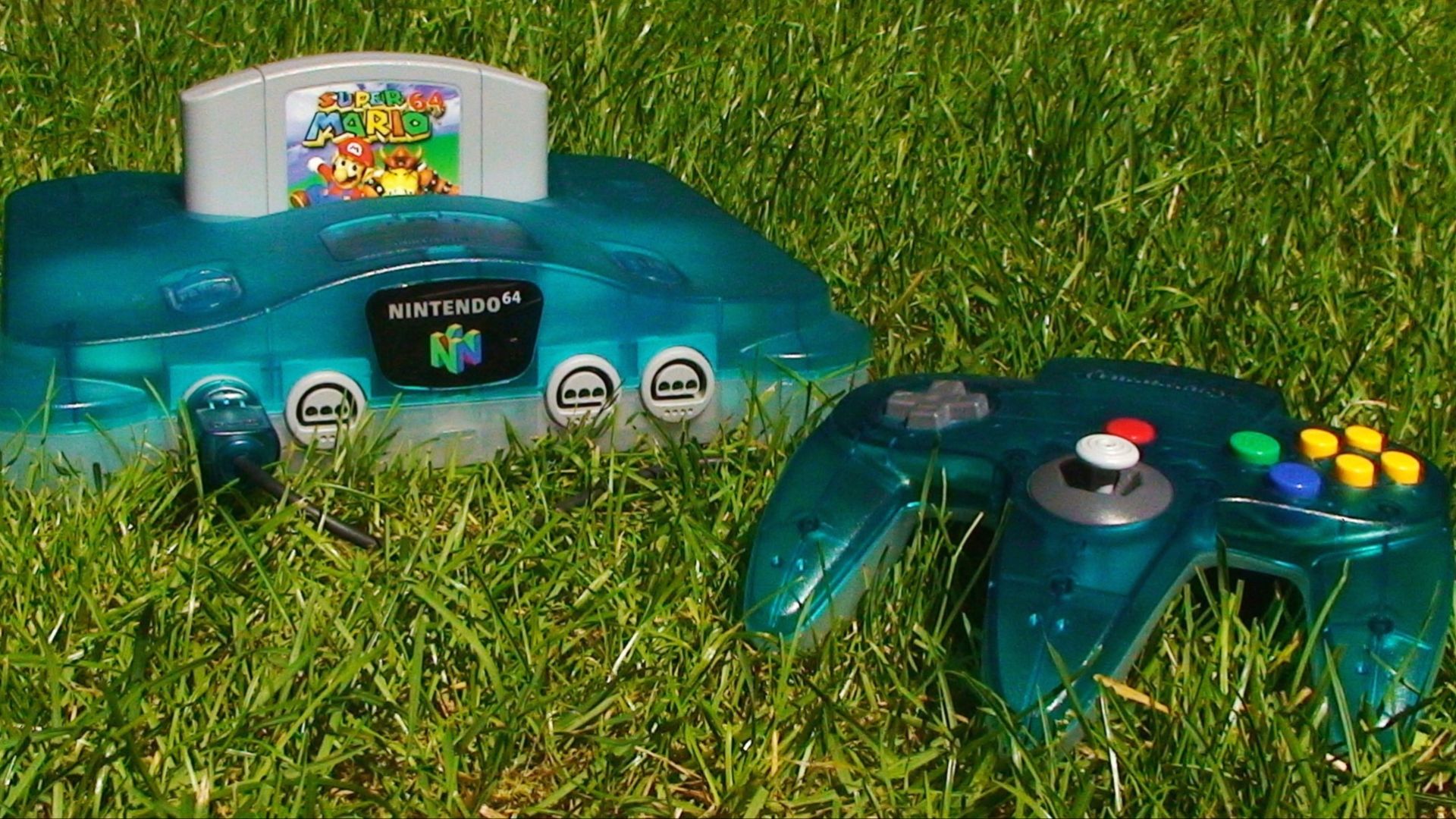 File:N64 Clear Blue with Super Mario 64 20100603.jpg