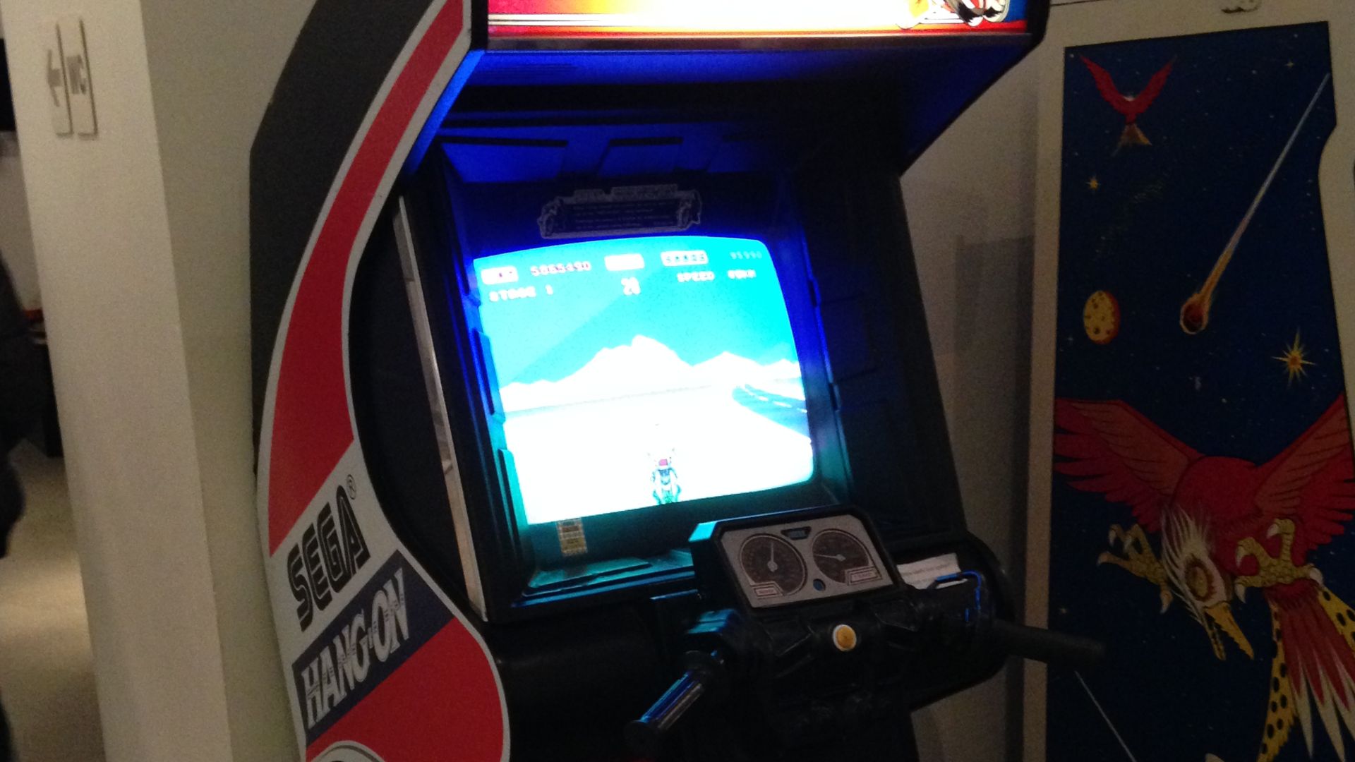 File:Sega Hang on Arcade Automat.jpg