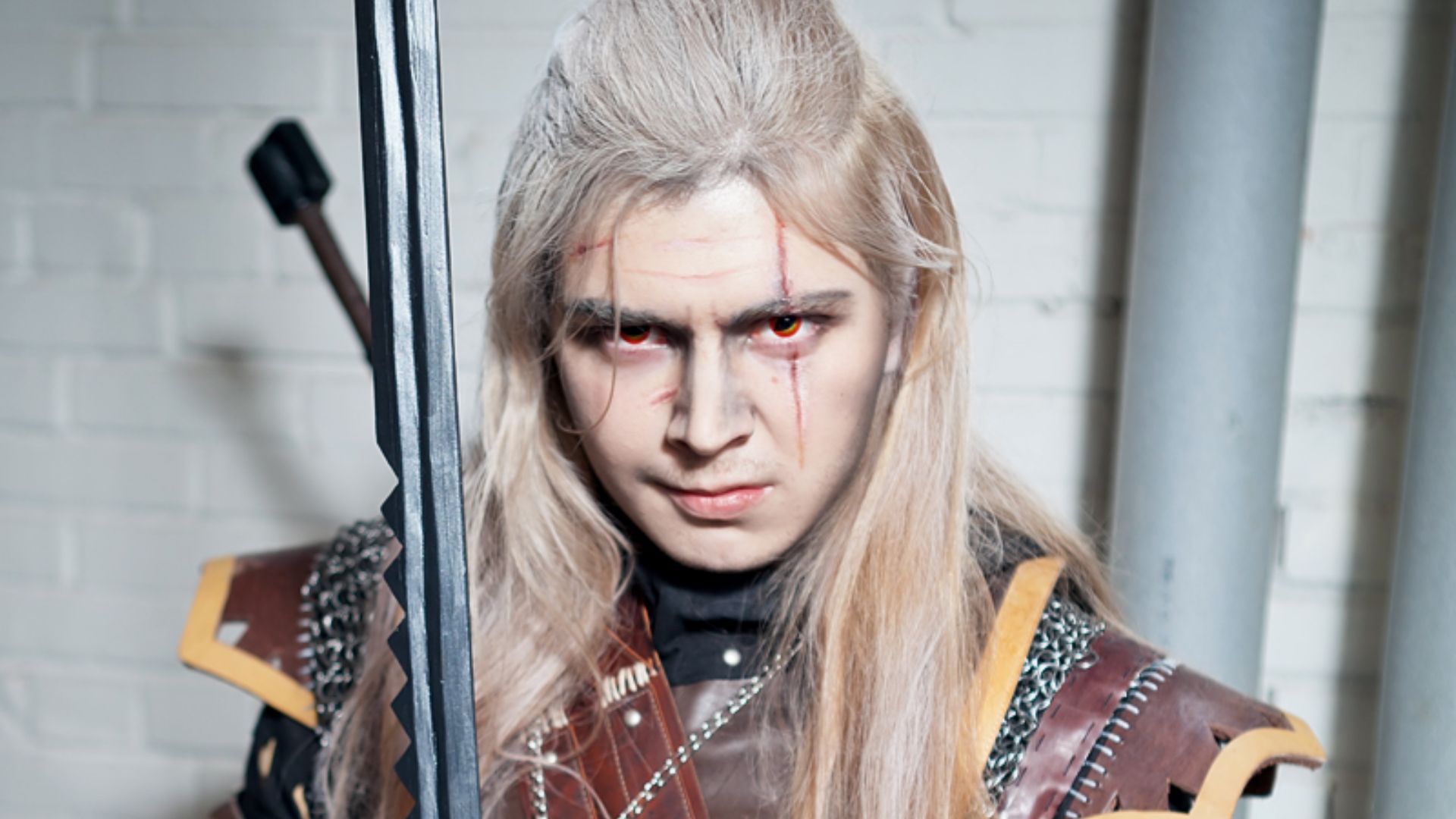 File:Cosplay of Geralt of Rivia at AVAExpo.jpg