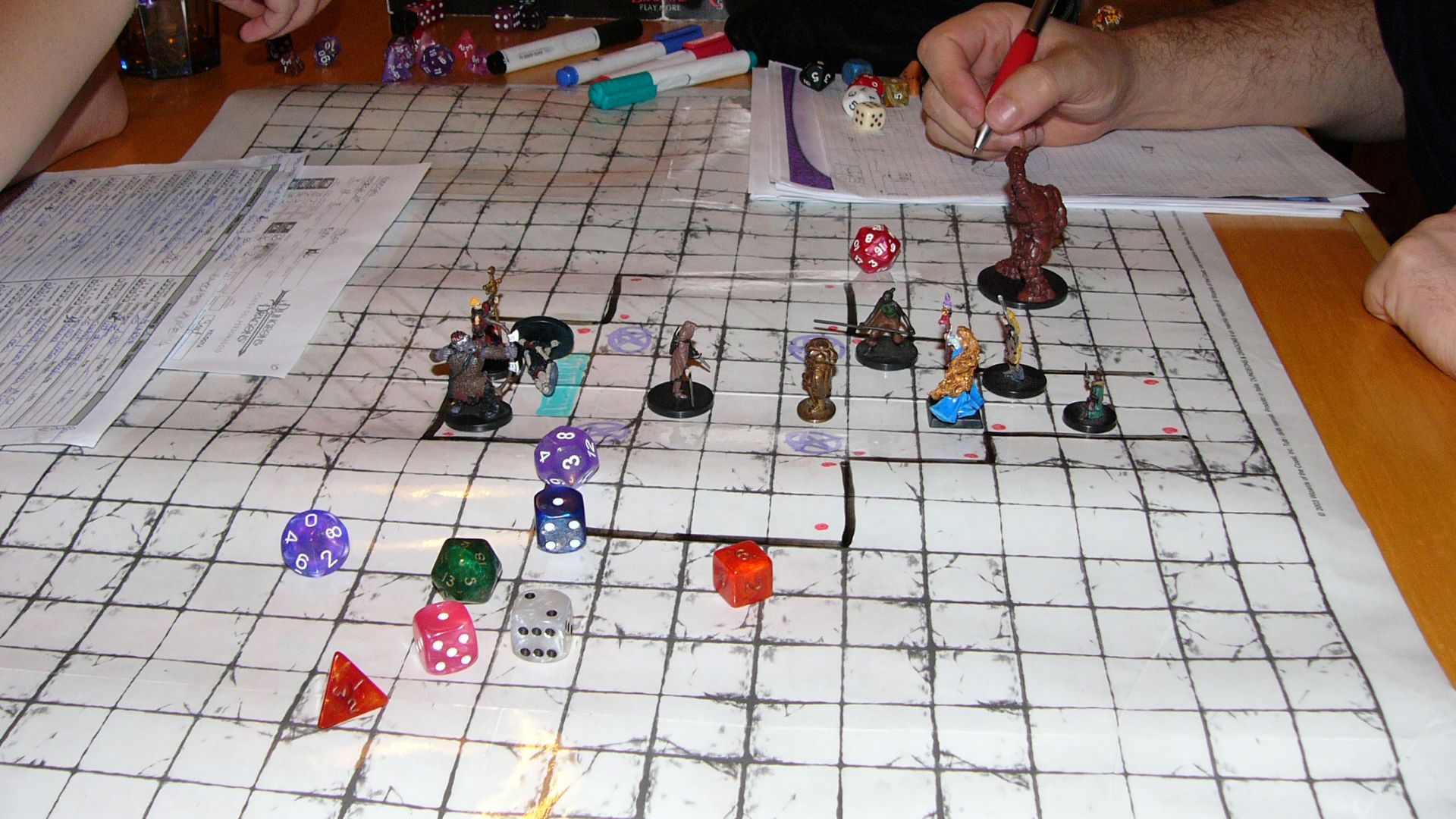 File:Dungeons and Dragons game.jpg