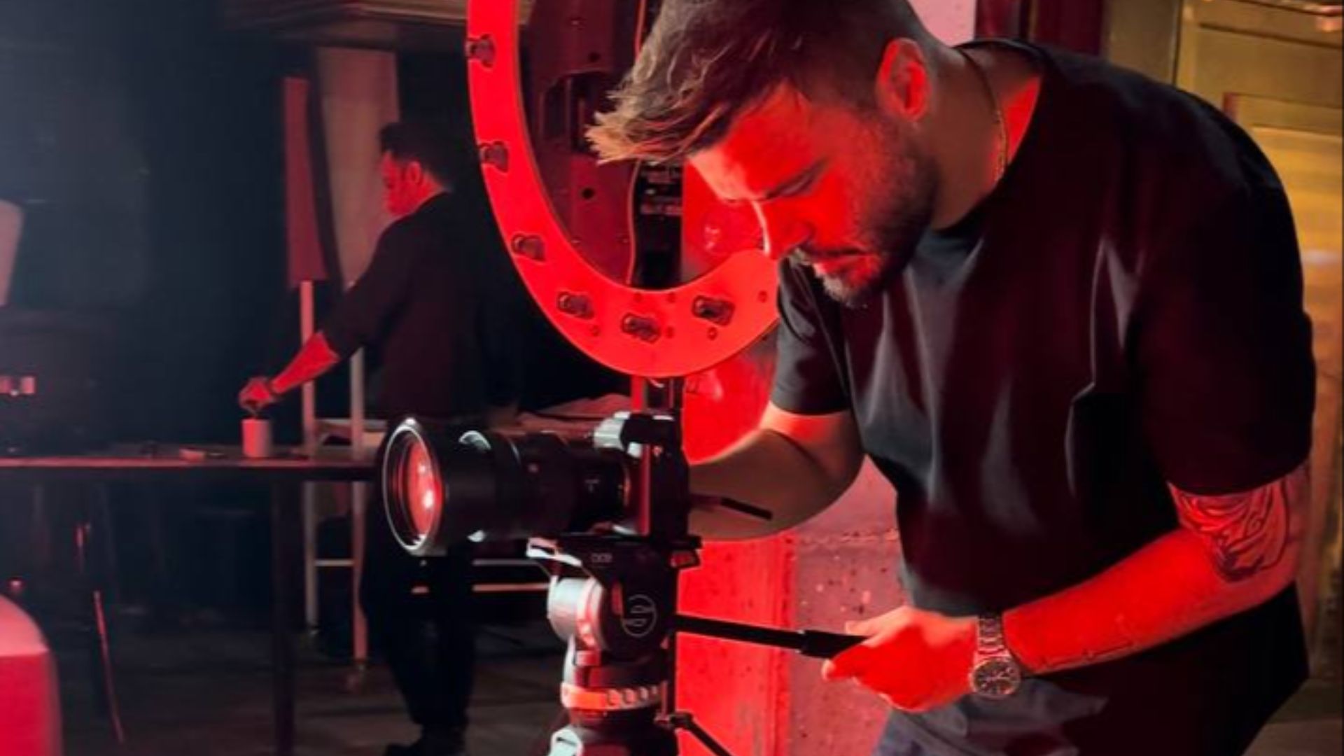 File:Masoud music video backstage.jpg