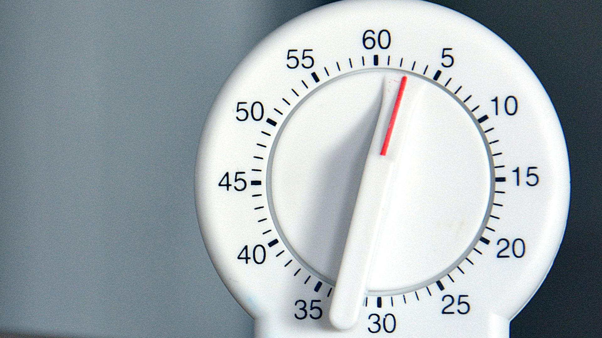black and white analog egg timer