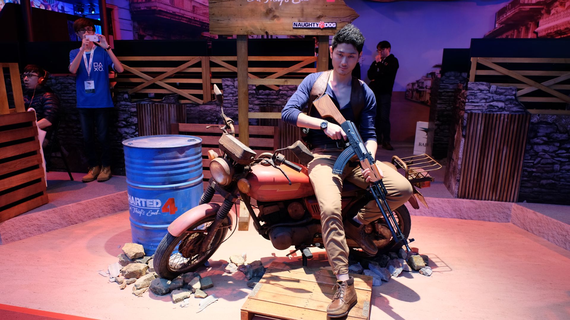 File:2016 Taipei Game Show Day 5, Uncharted 4 Promotional Model 20160202.jpg
