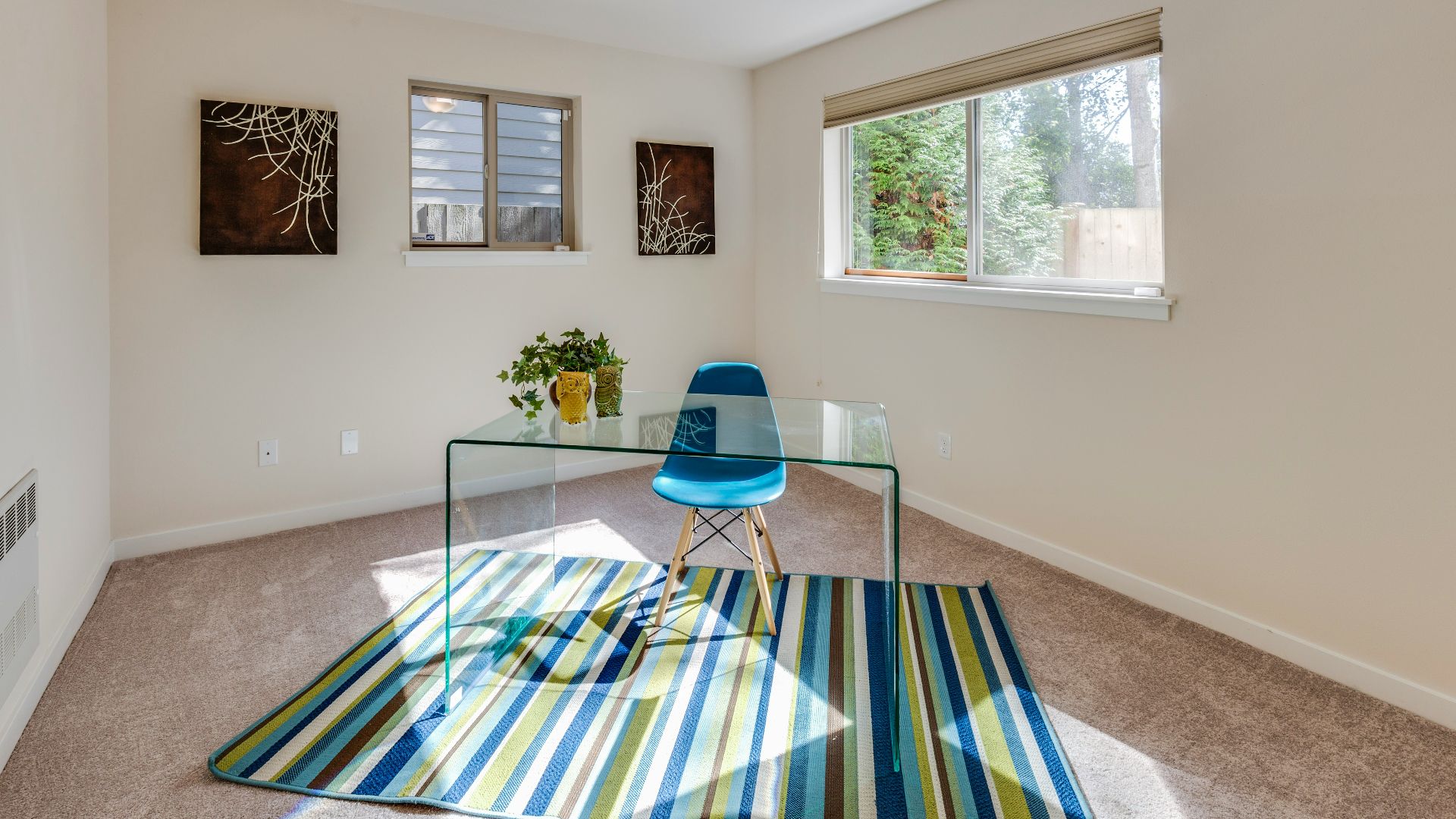 blue and brown chair