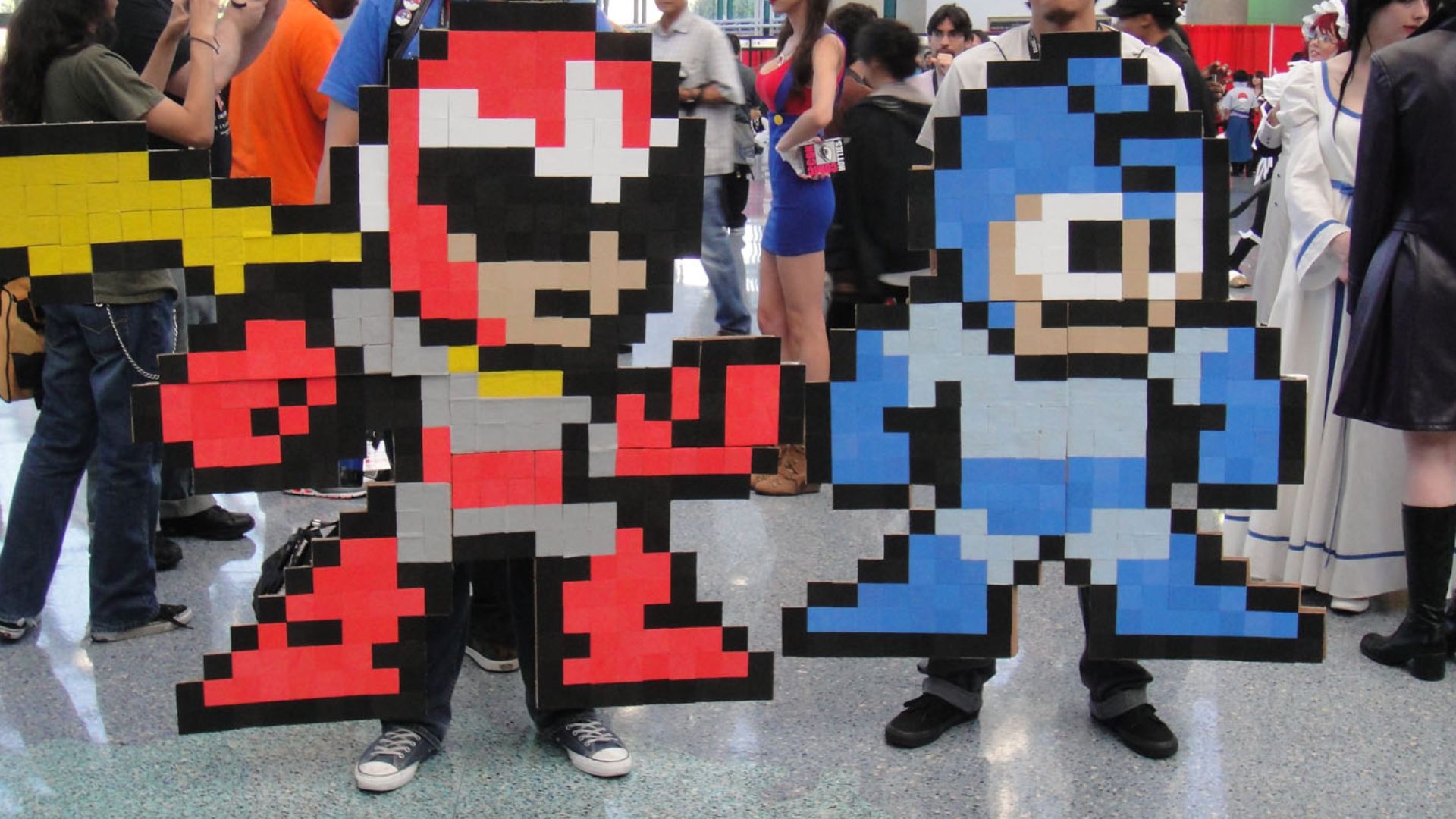 File:Anime Expo 2011 - Viewtiful Joe and Megaman (5917381061).jpg