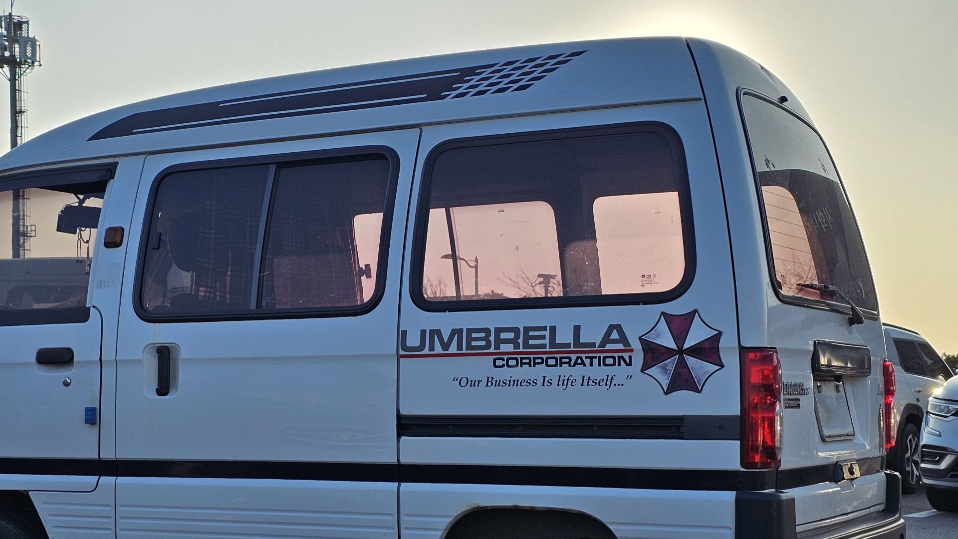 File:Daewoo Damas Facelift Casablanca White Umbrella Academy (4).jpg