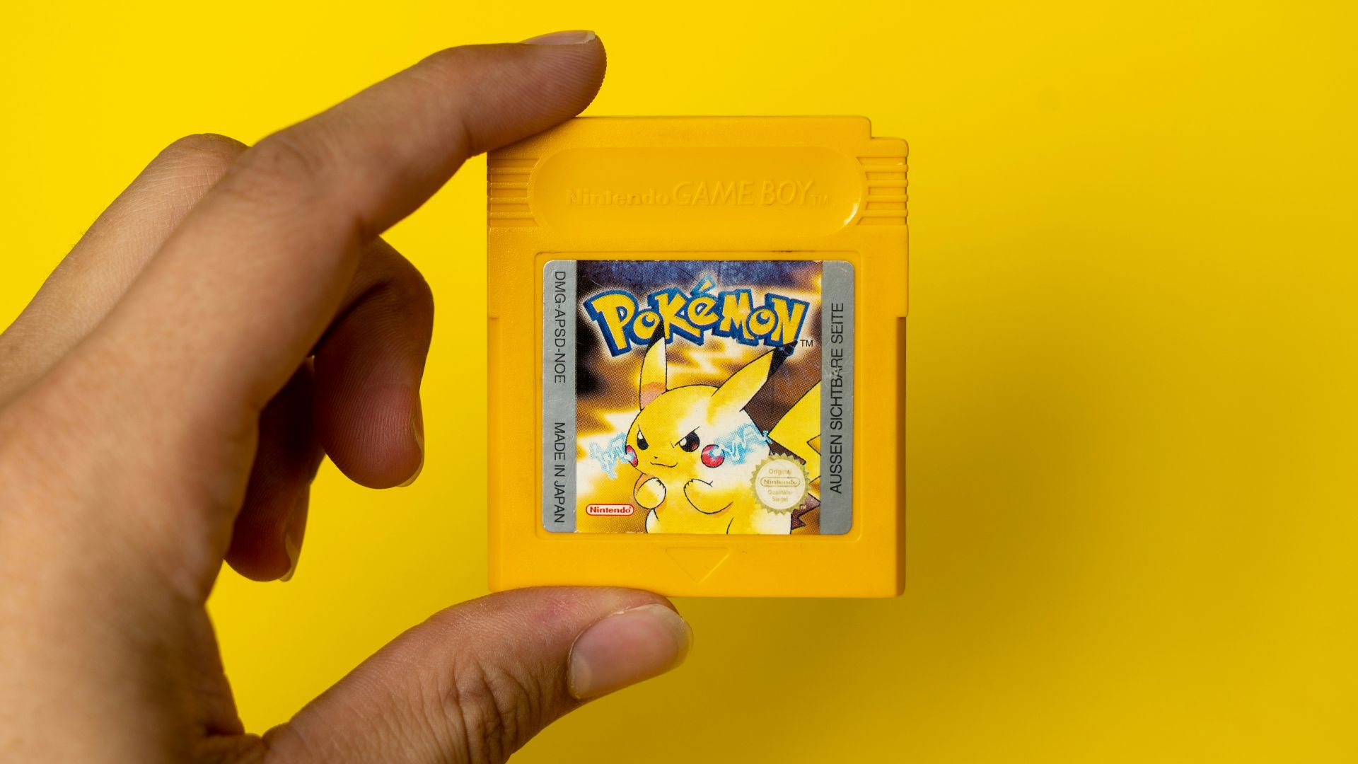nintendo game boy pokemon game cartridge