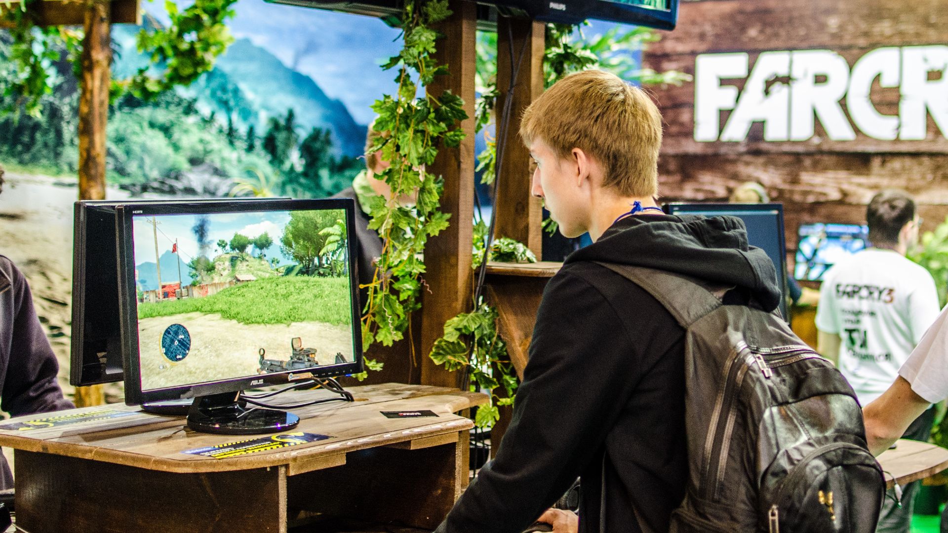 File:Far Cry 3 at Igromir 2012.jpg