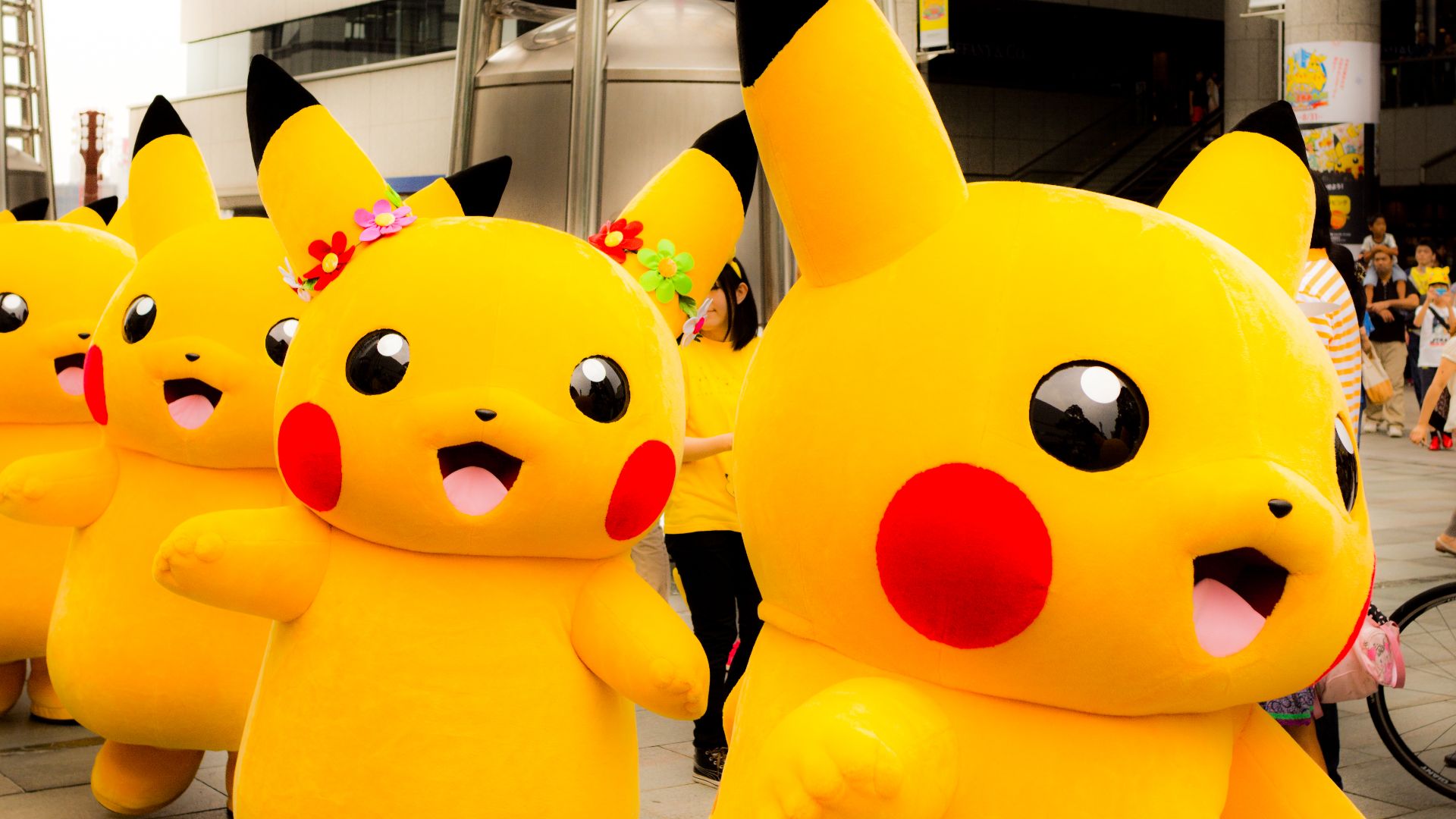 File:Pikachu Parade (14905092432).jpg