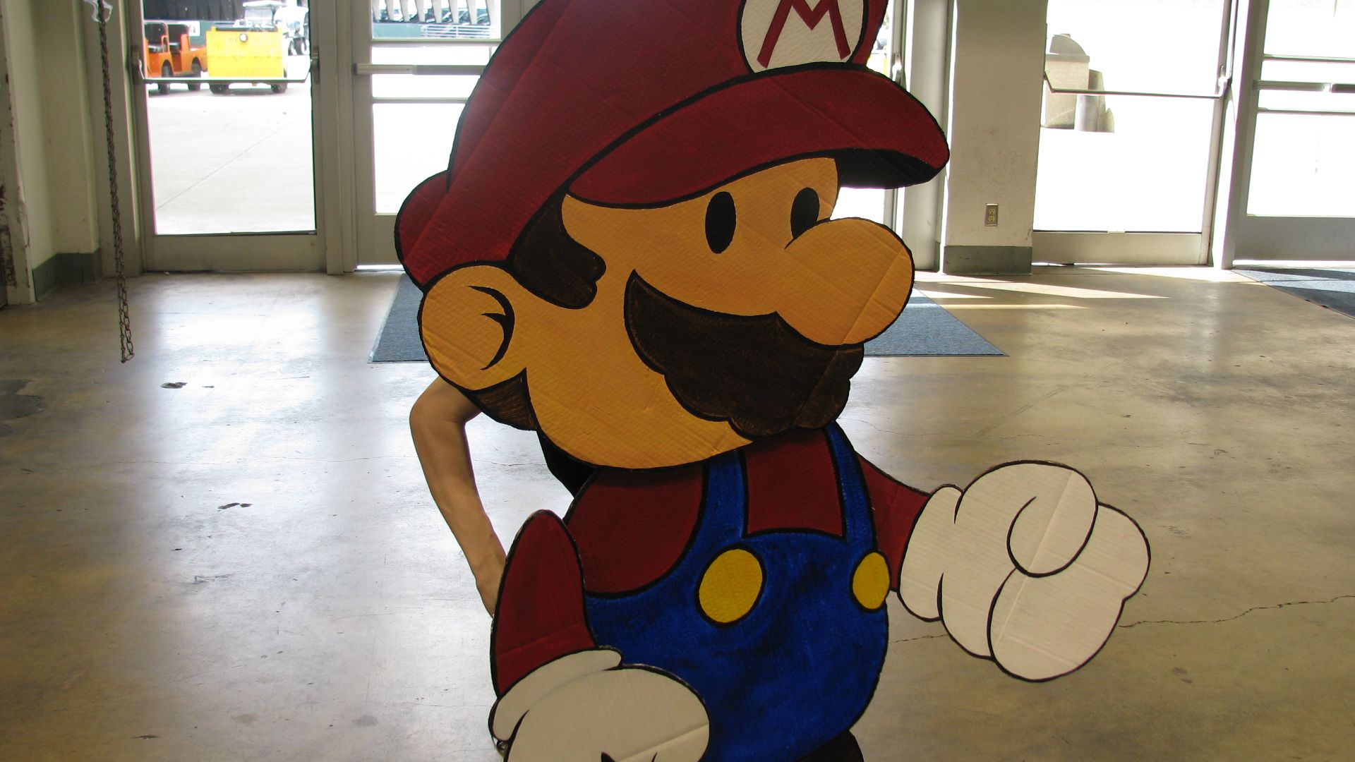 File:WonderCon 2013 - Paper Mario Cosplayer.jpg