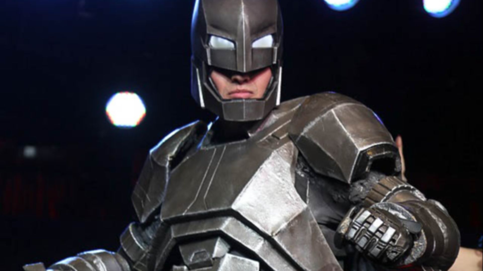 File:Wintercon 2015 - Batman Cosplayer.jpg