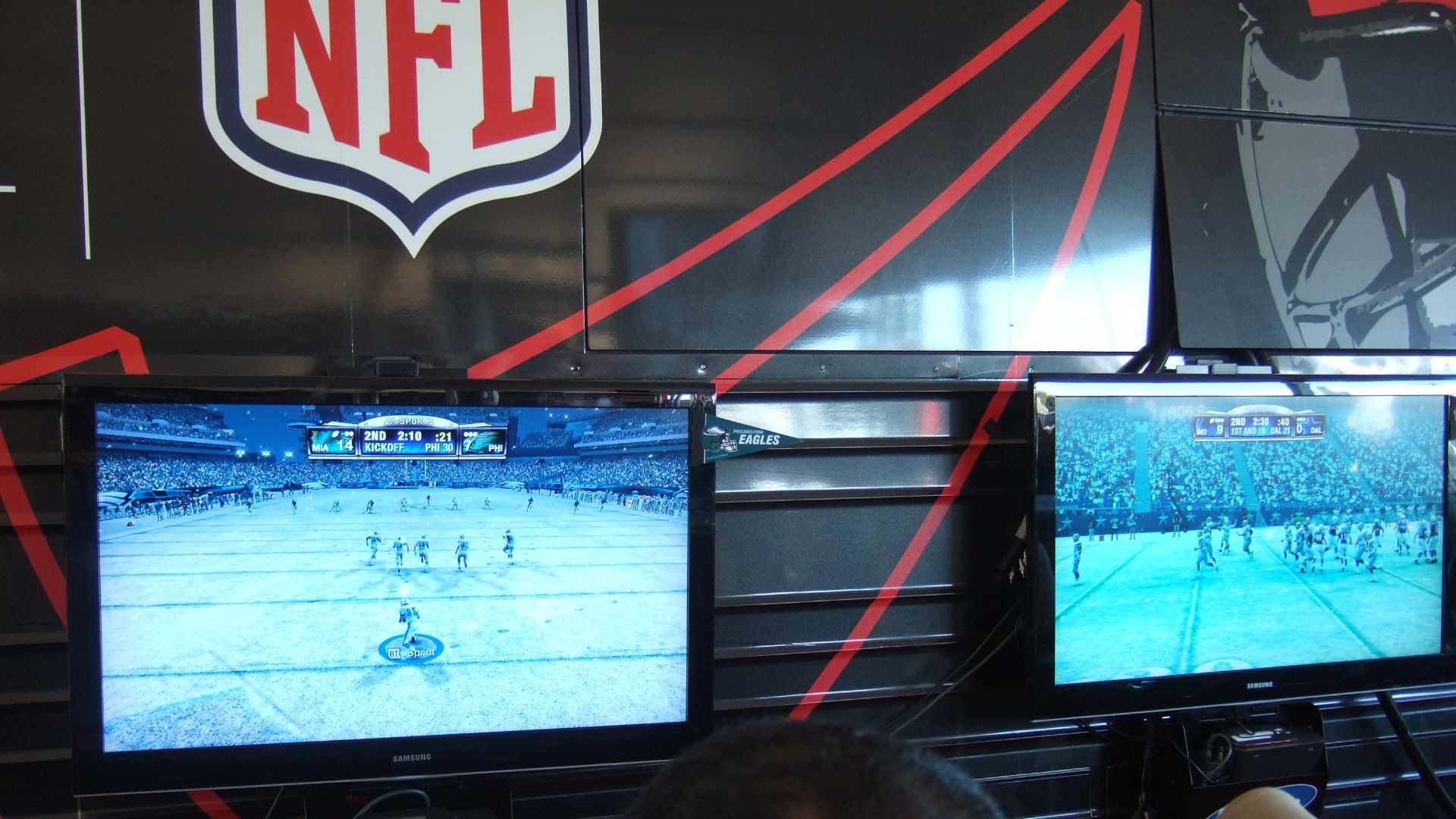 File:Madden NFL - snow game (3785699843).jpg