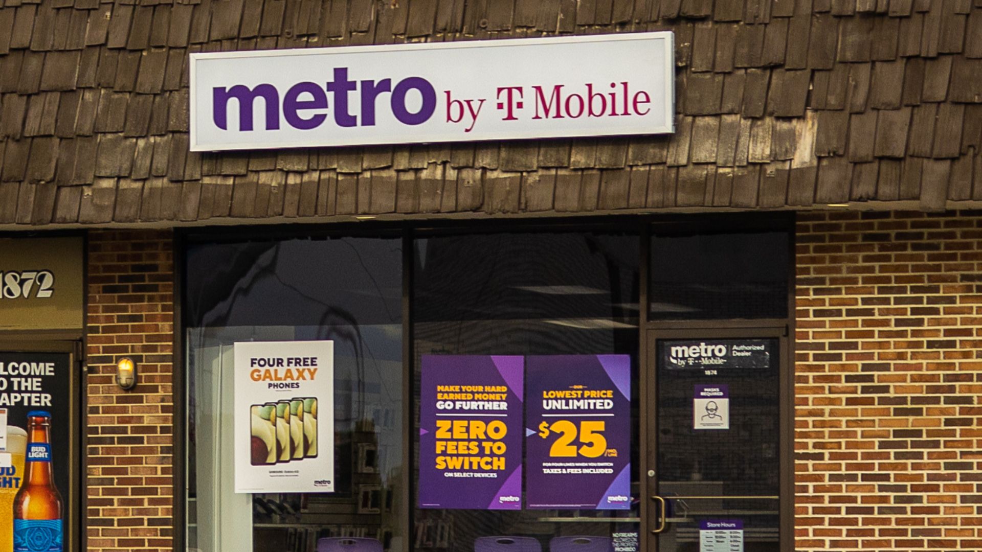 File:Fairborn Metro by T Mobile.jpg