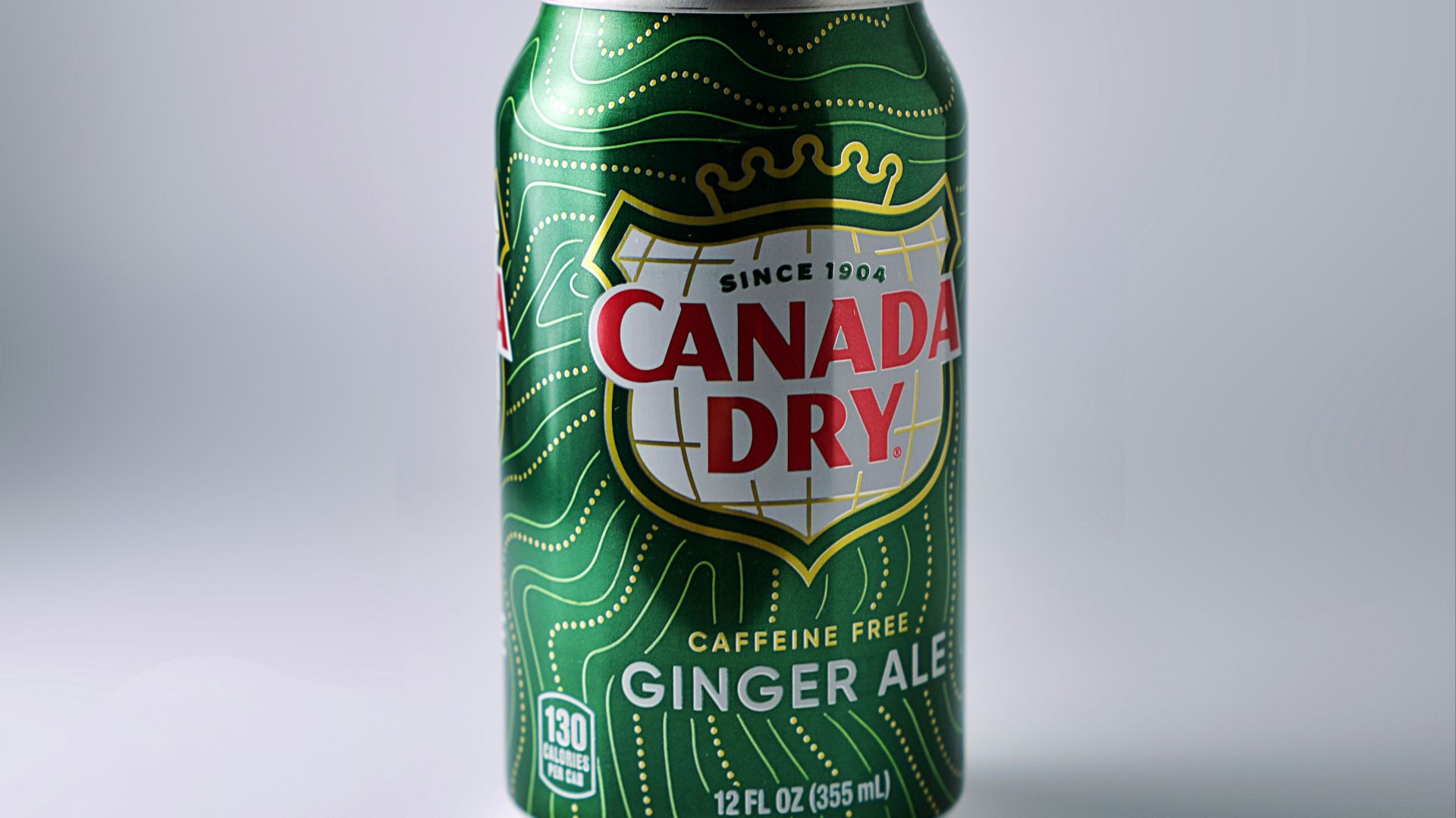 A can of canada dry ginger ale