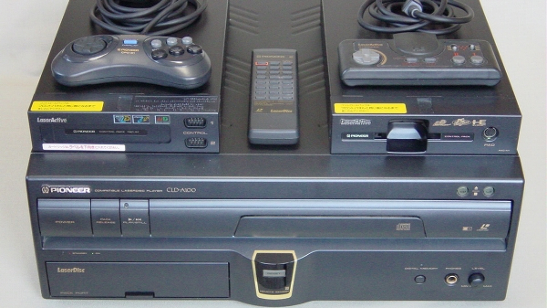 File:Pioneer LaserActive CLD-A100.jpg