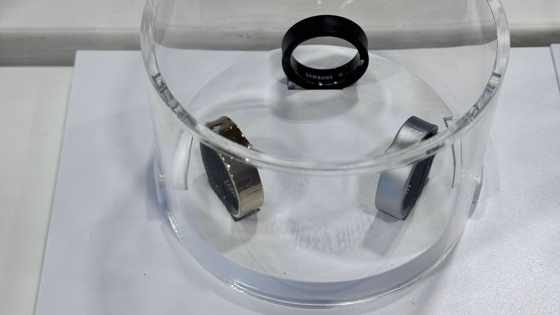 File:Galaxy Ring.jpg