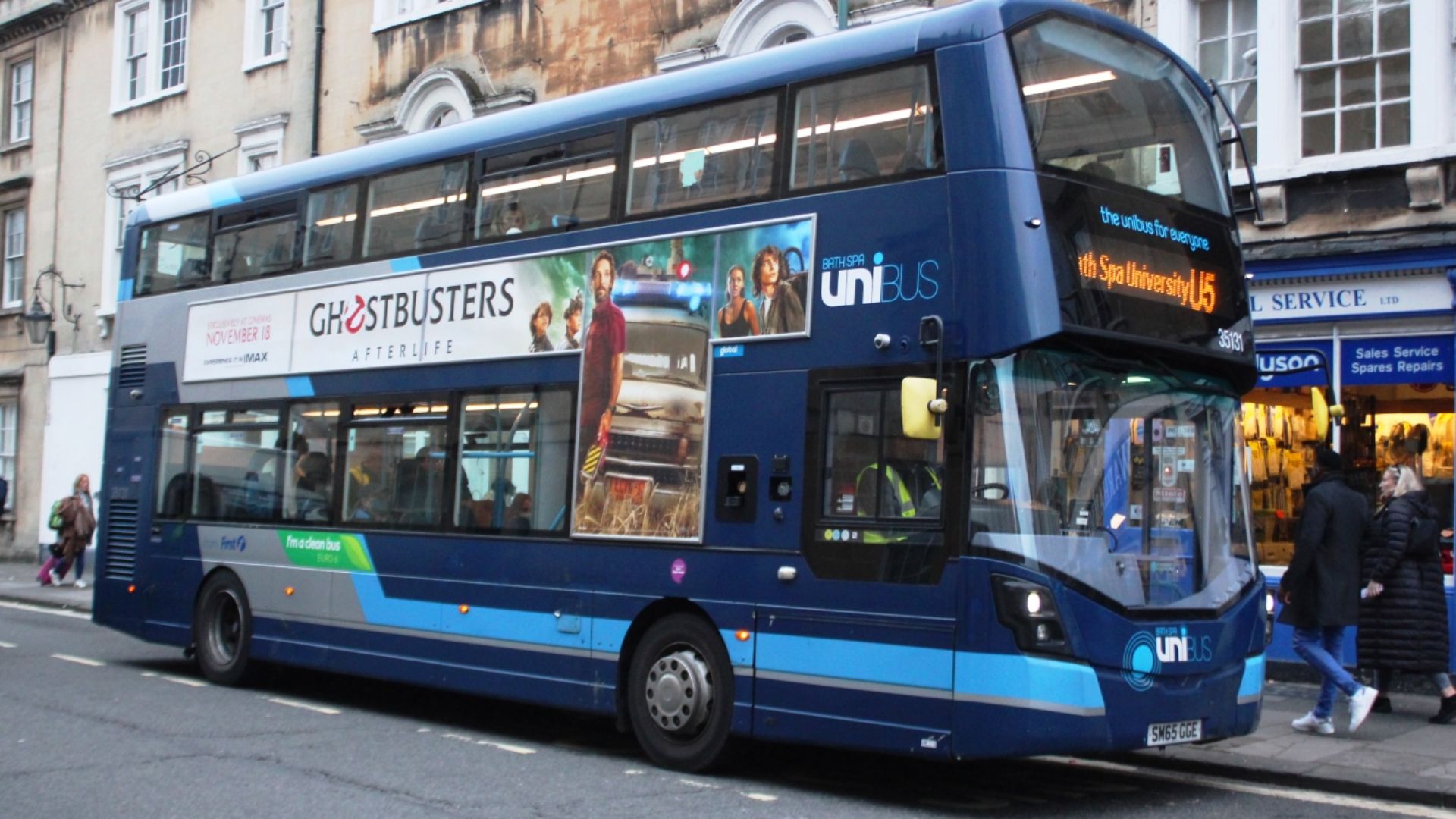 File:Bath St James Parade - First 35131 (SM65GGE).JPG