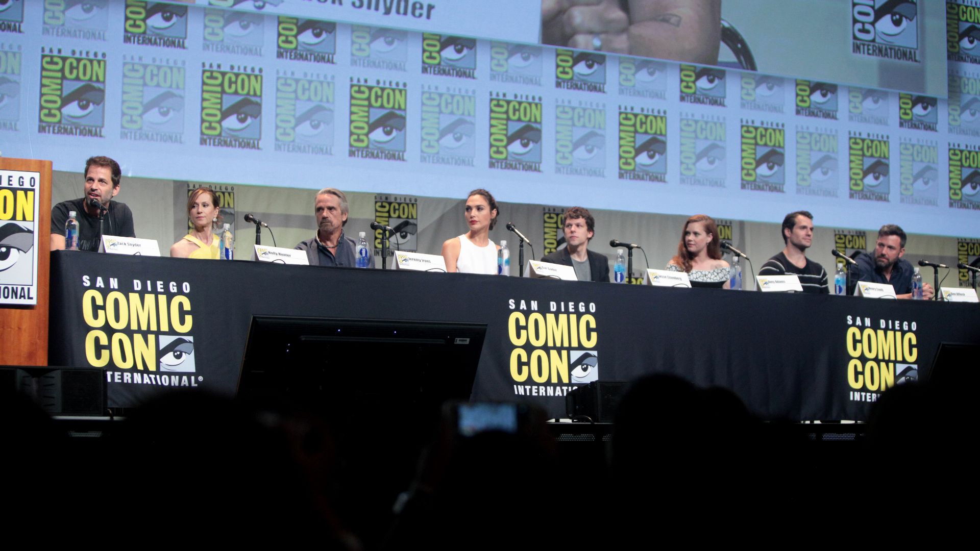 File:Batman v Superman - Dawn of Justice cast by Gage Skidmore.jpg ...