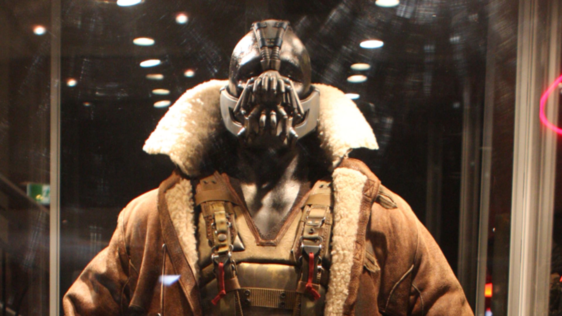 File:The Dark Knight Rises (7590755186).jpg