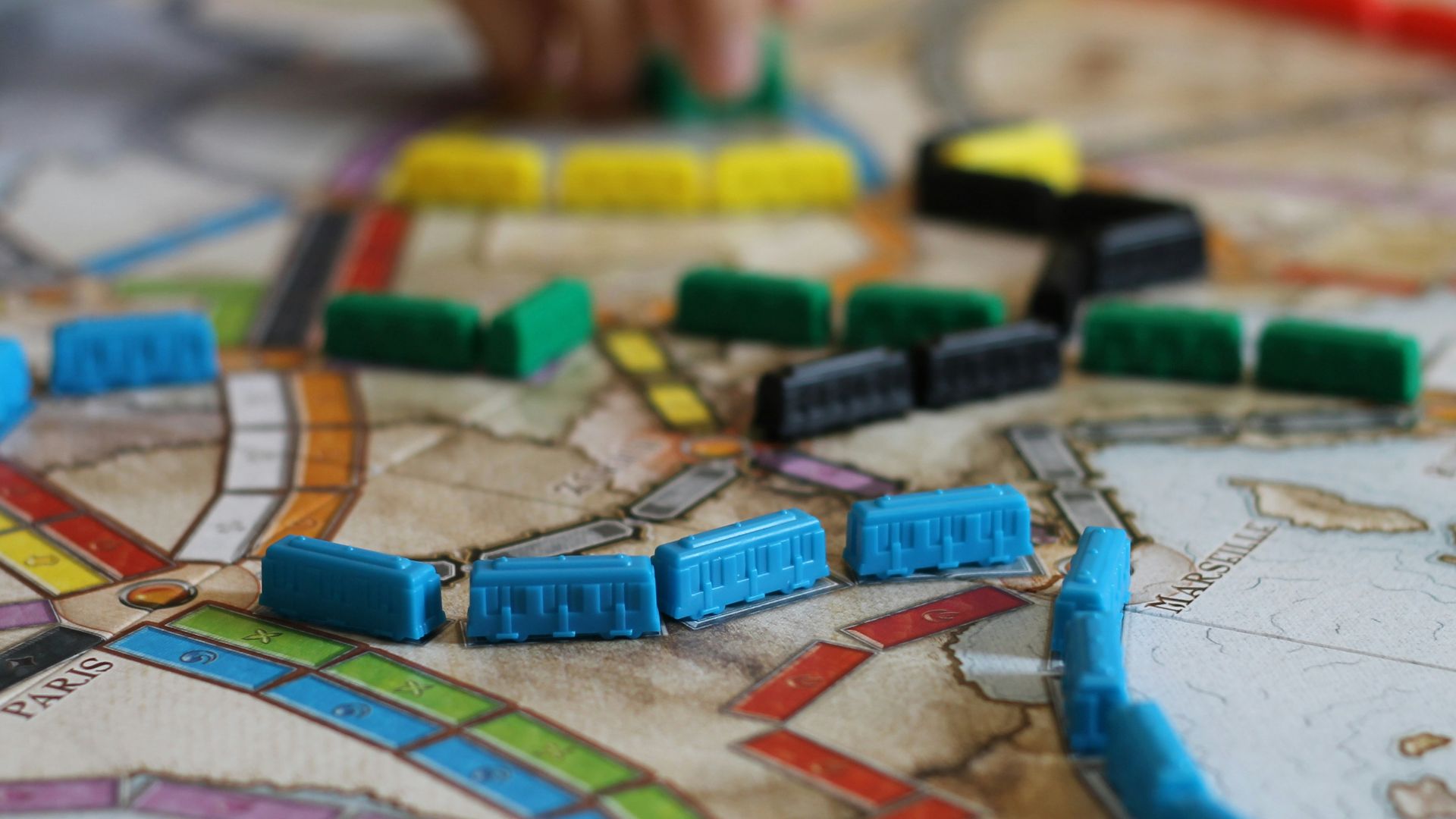 blue yellow and green plastic blocks