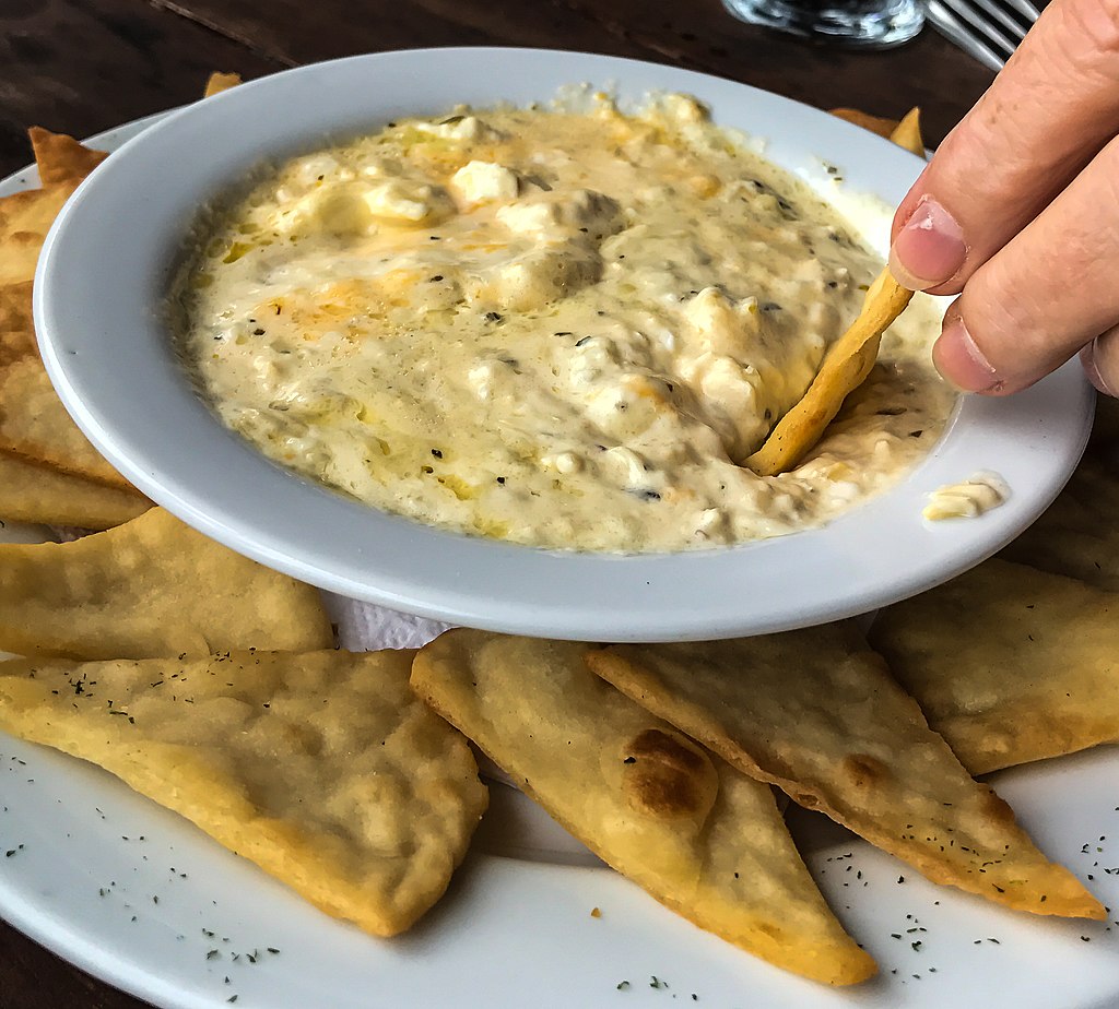 1024Px-Artichoke Dip And Pita Chips
