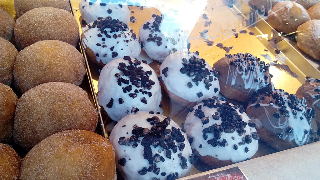 Oreo Oliebollen, Provenierswijk, Rotterdam (2020) 02
