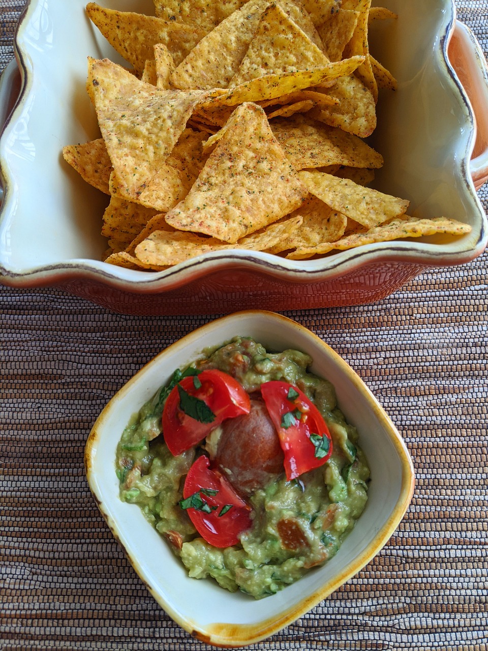 Chips-And-Guacamole-4814576 1280