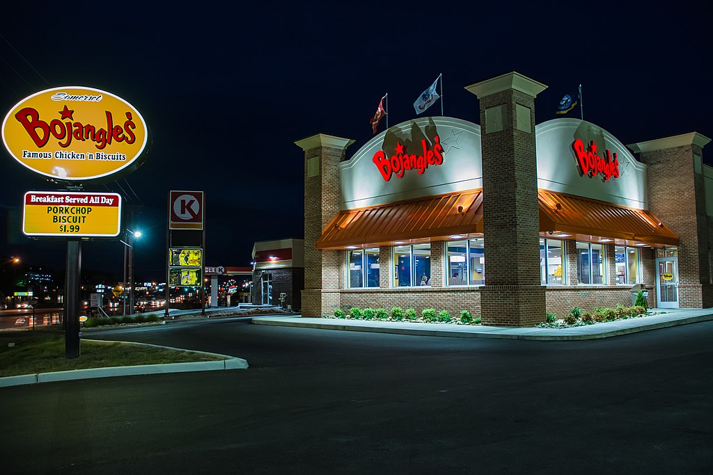 New Bojangles At Night (36854775384) (1)